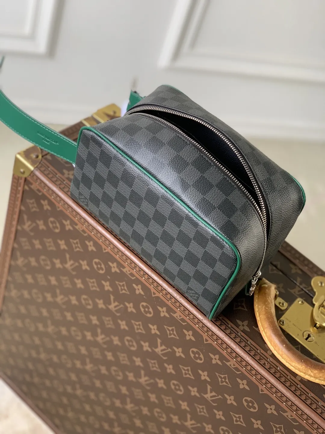 LV 帆布 化妆包 便携收纳款