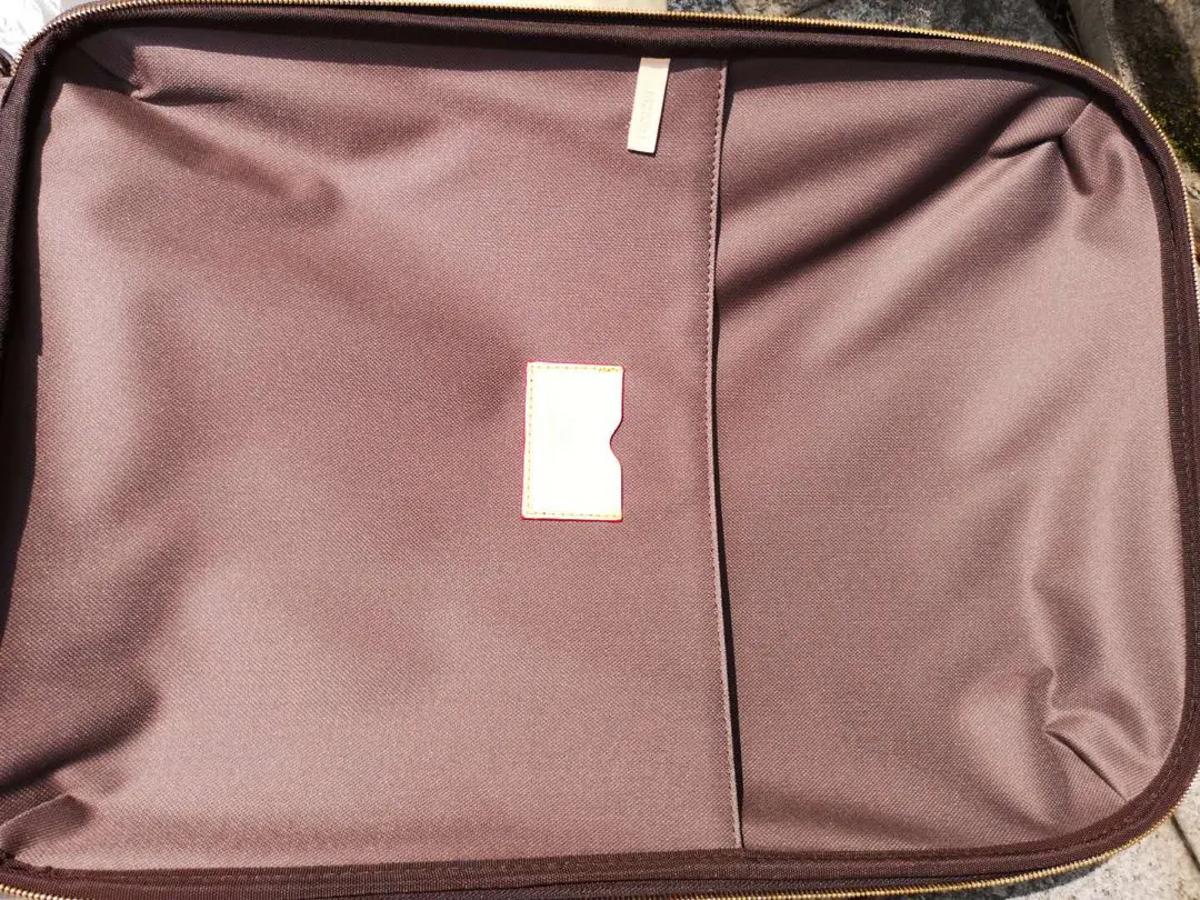 LV 数量不多 赶紧抢购 勾引 产品抢先上市 实 行李箱 旅行拉杆款 轻便出行款