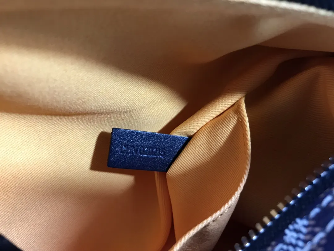 Goyard 款号 手拿包 精致手拿款