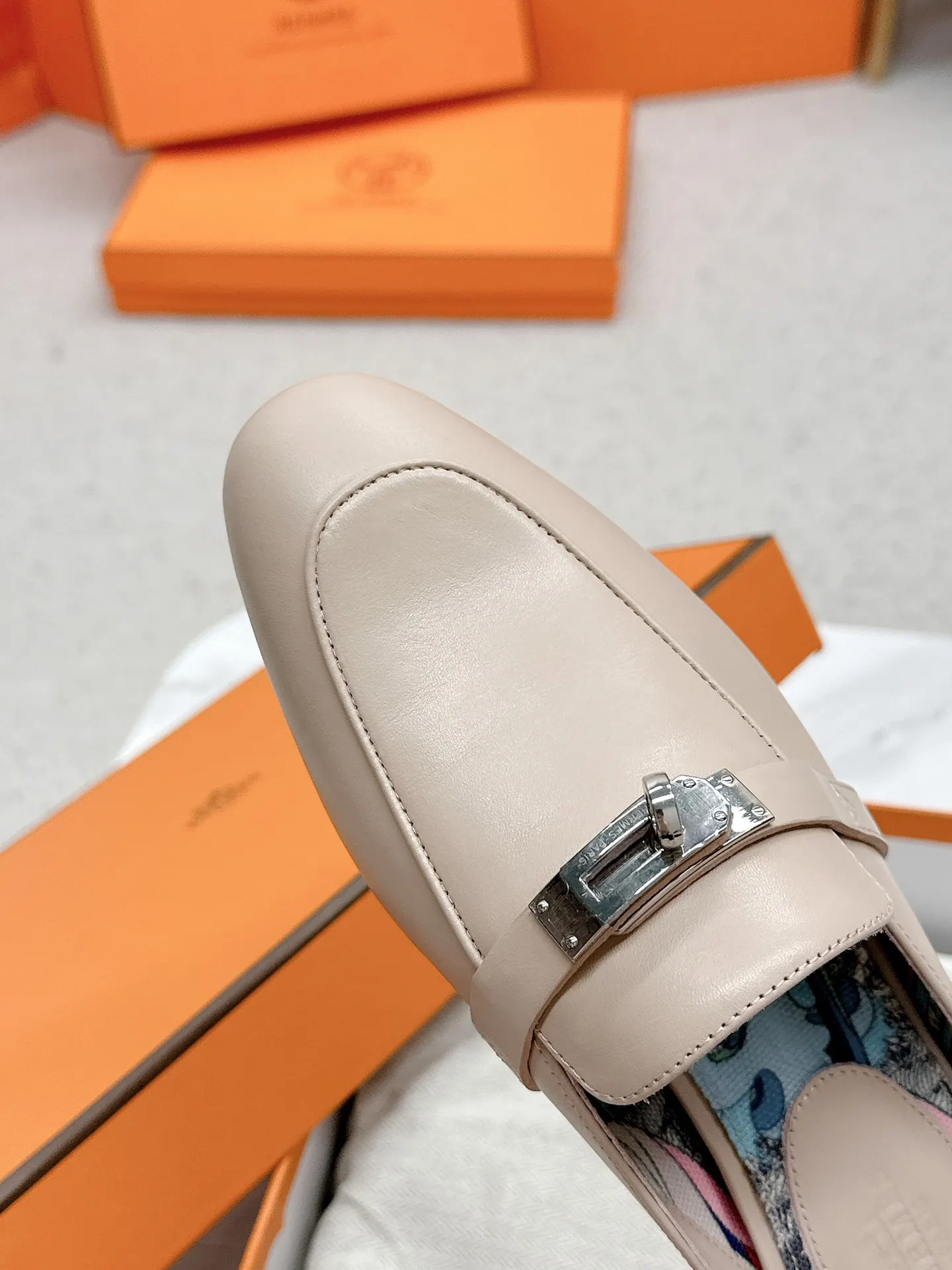 Hermès Leather Slides