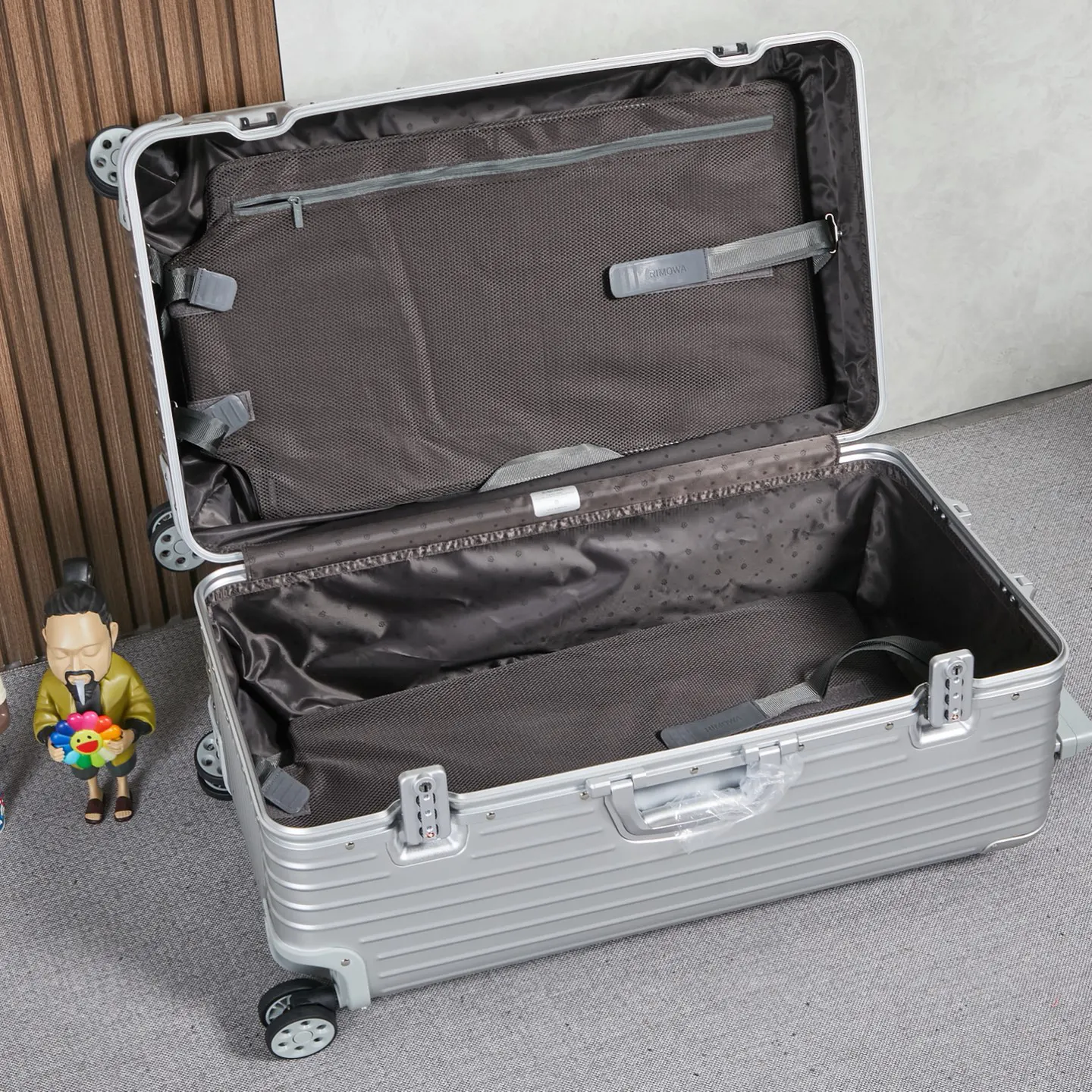 黑色 銀色 日默瓦運動版Rimowa original 寸銀 行李箱 旅行拉杆款 輕便出行款