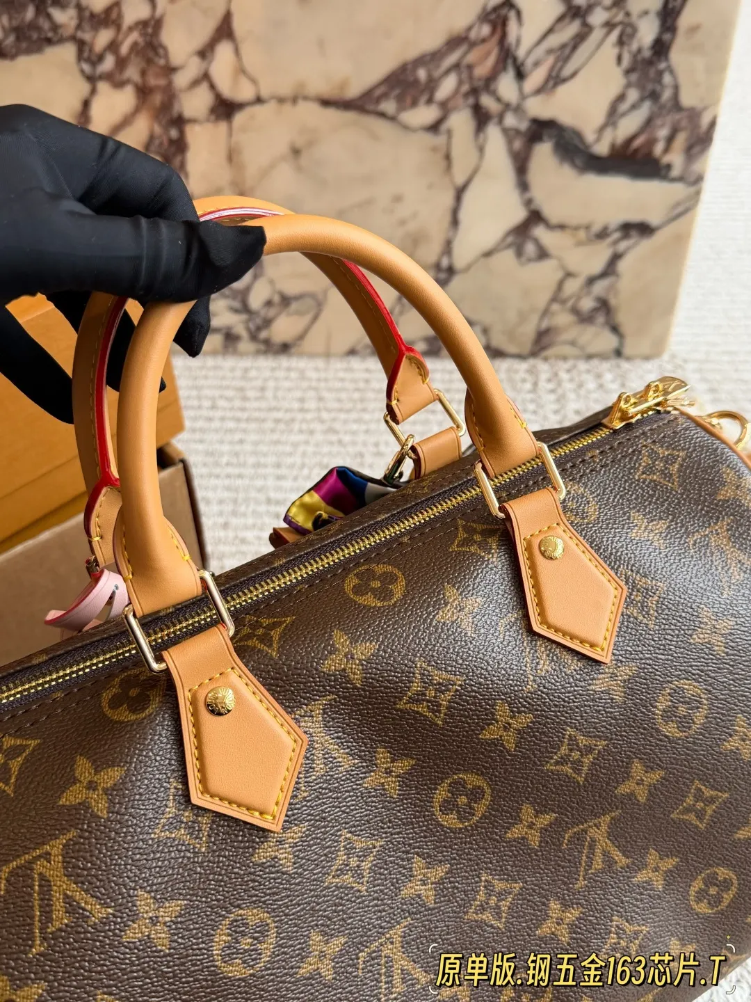 LV Speedy 老花 牛皮 斜挎包 轻便斜挎款