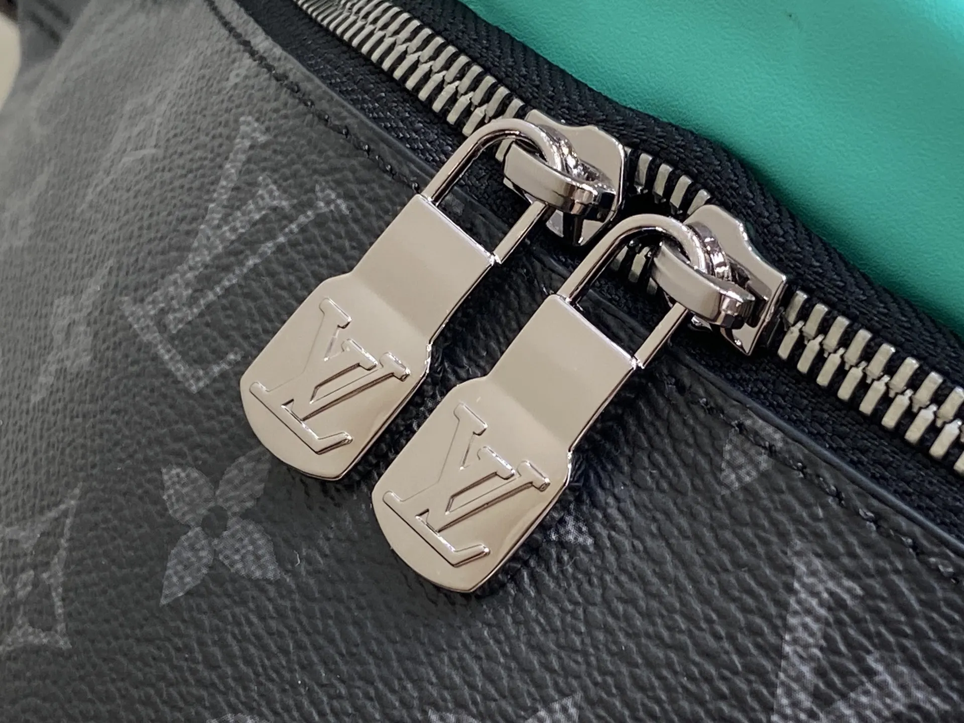 Green Crossbody Bag Lightweight Canvas