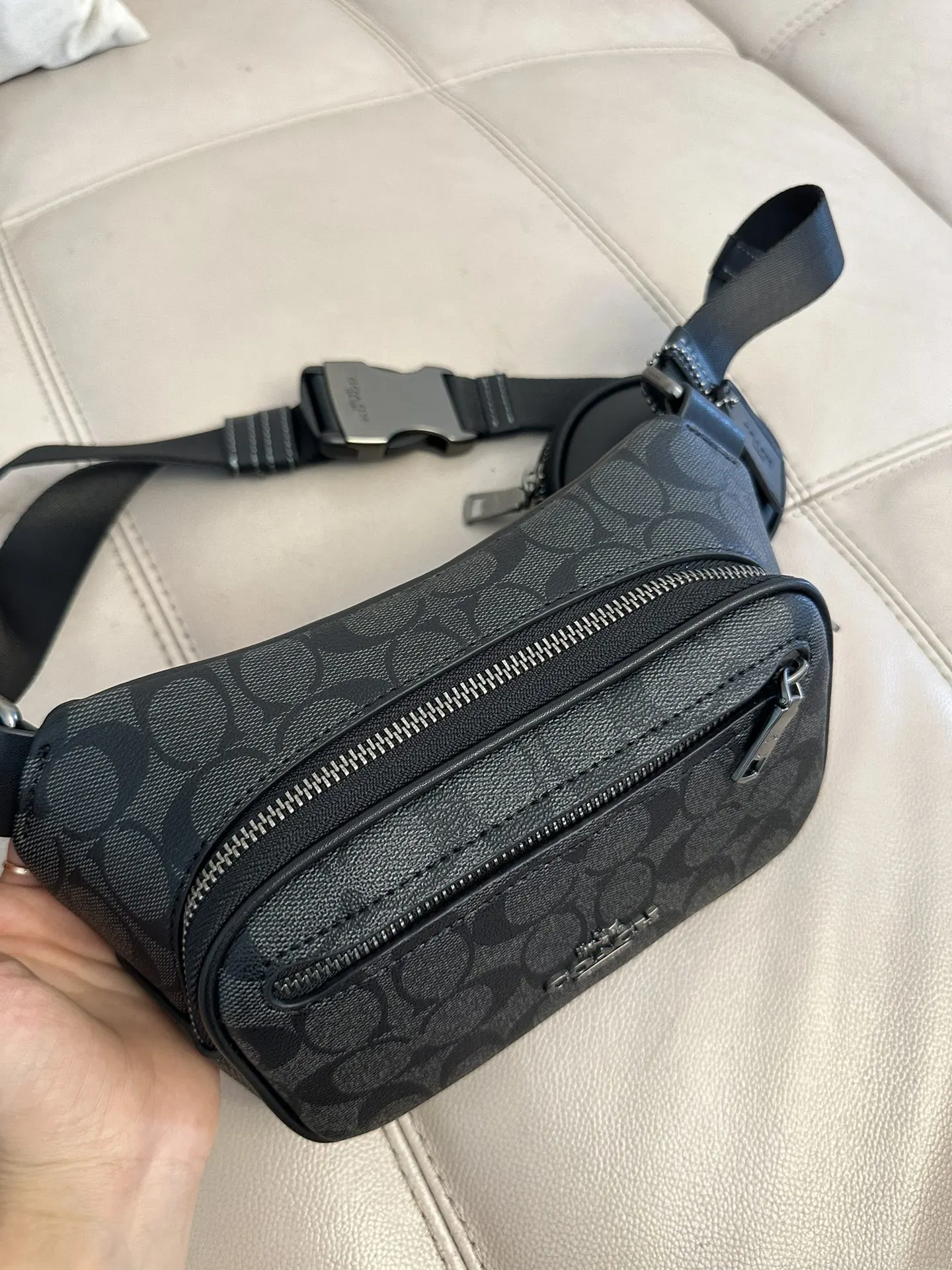 Coach 牛皮 厂价 腰包 休闲腰包款