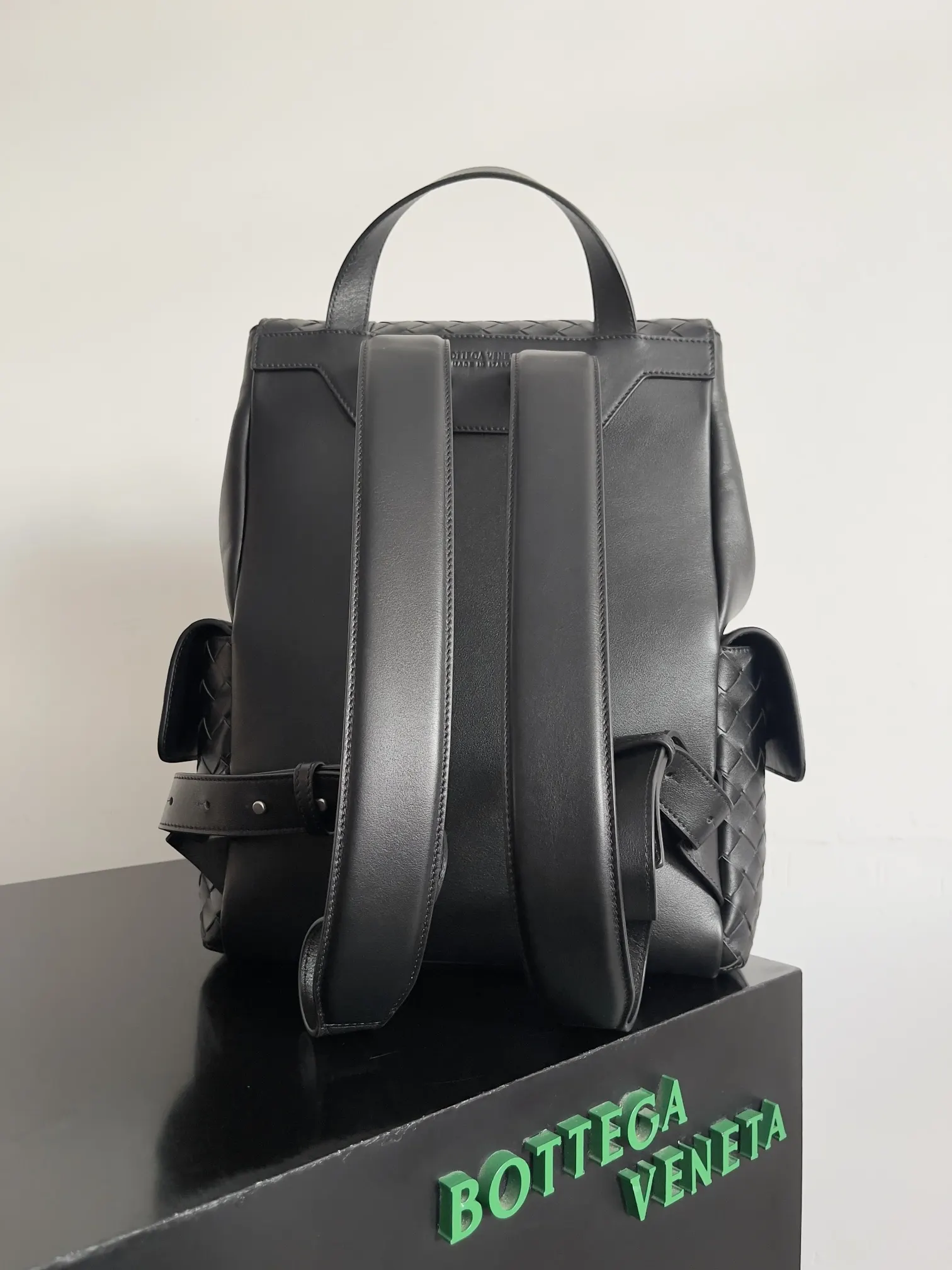Bottega Veneta 小牛皮 雙肩包 实用雙肩款