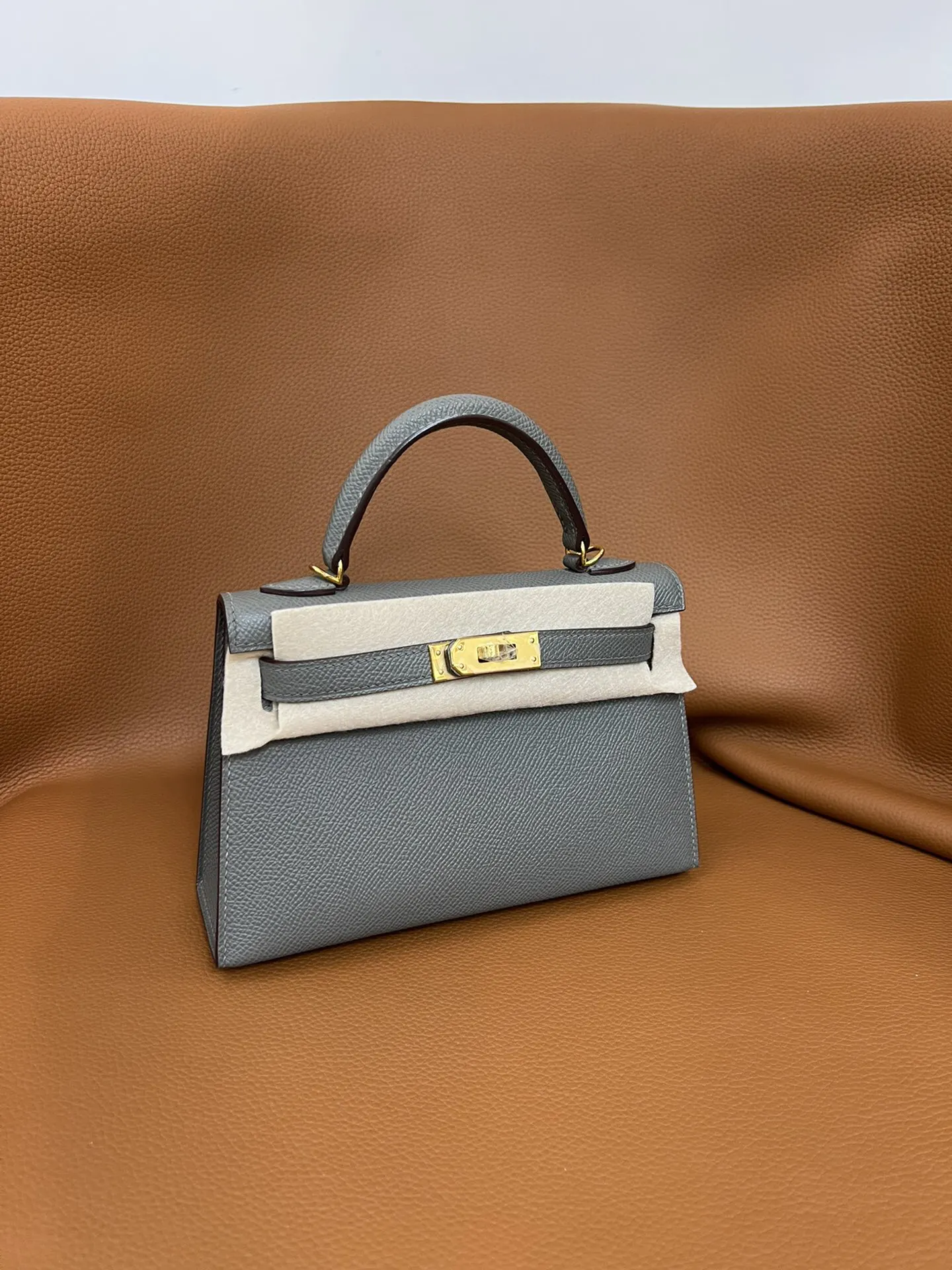 Hermès Kelly 积雨云灰 Epsom掌纹牛皮 手提包 19cm