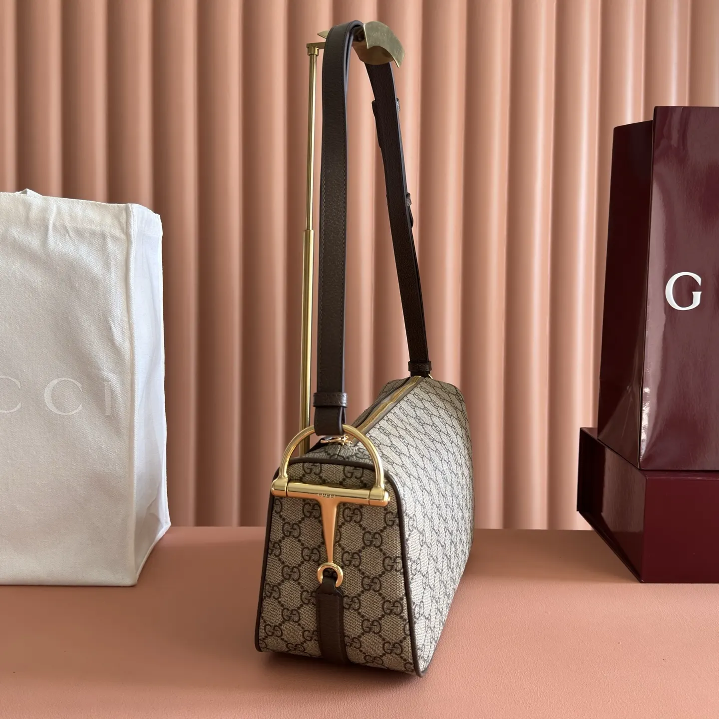 Gucci Brown Gold Hobo Shoulder Bag Vintage Leather