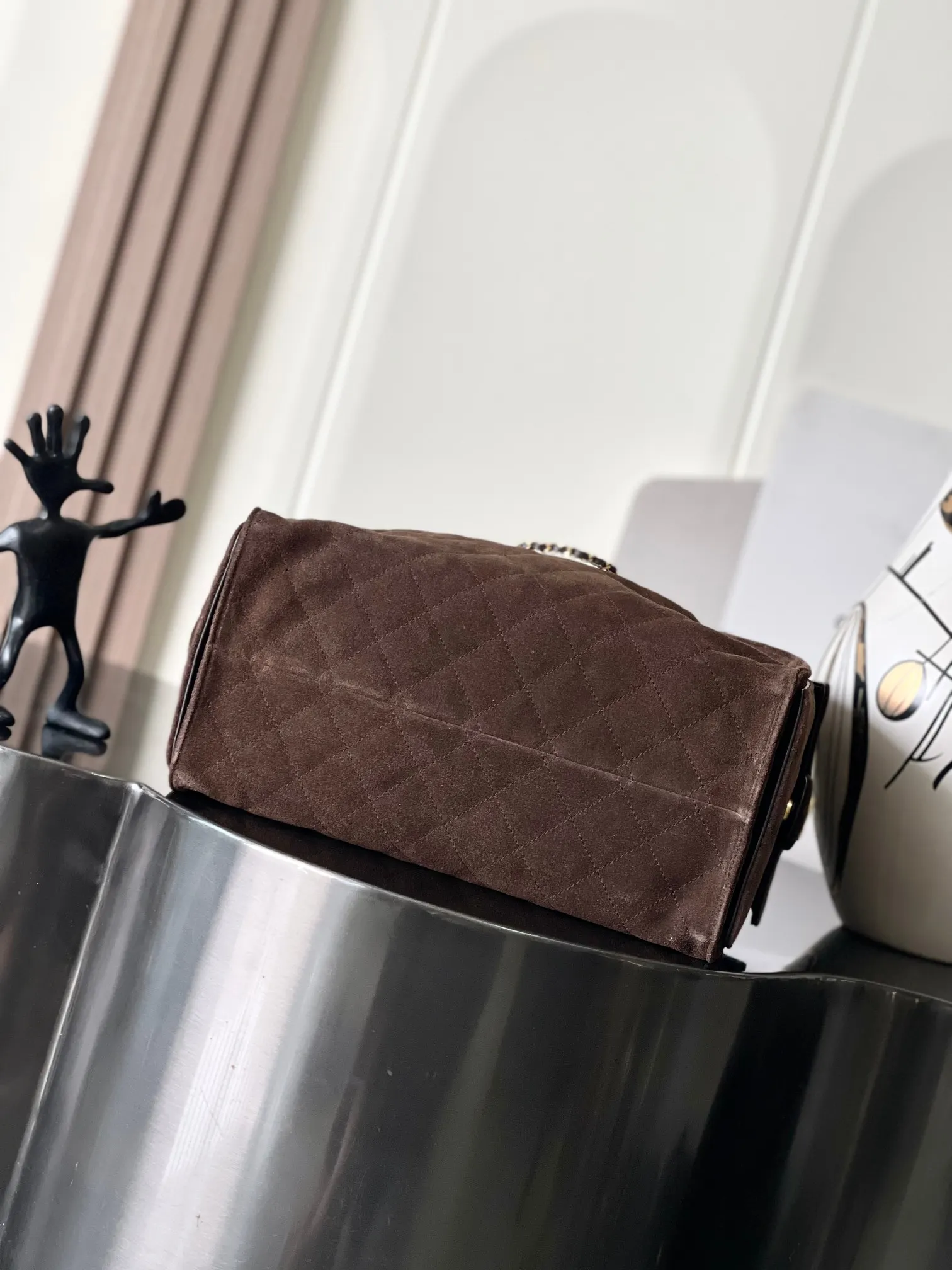 CHANEL 深棕色牛皮Hobo腋下包 单肩款