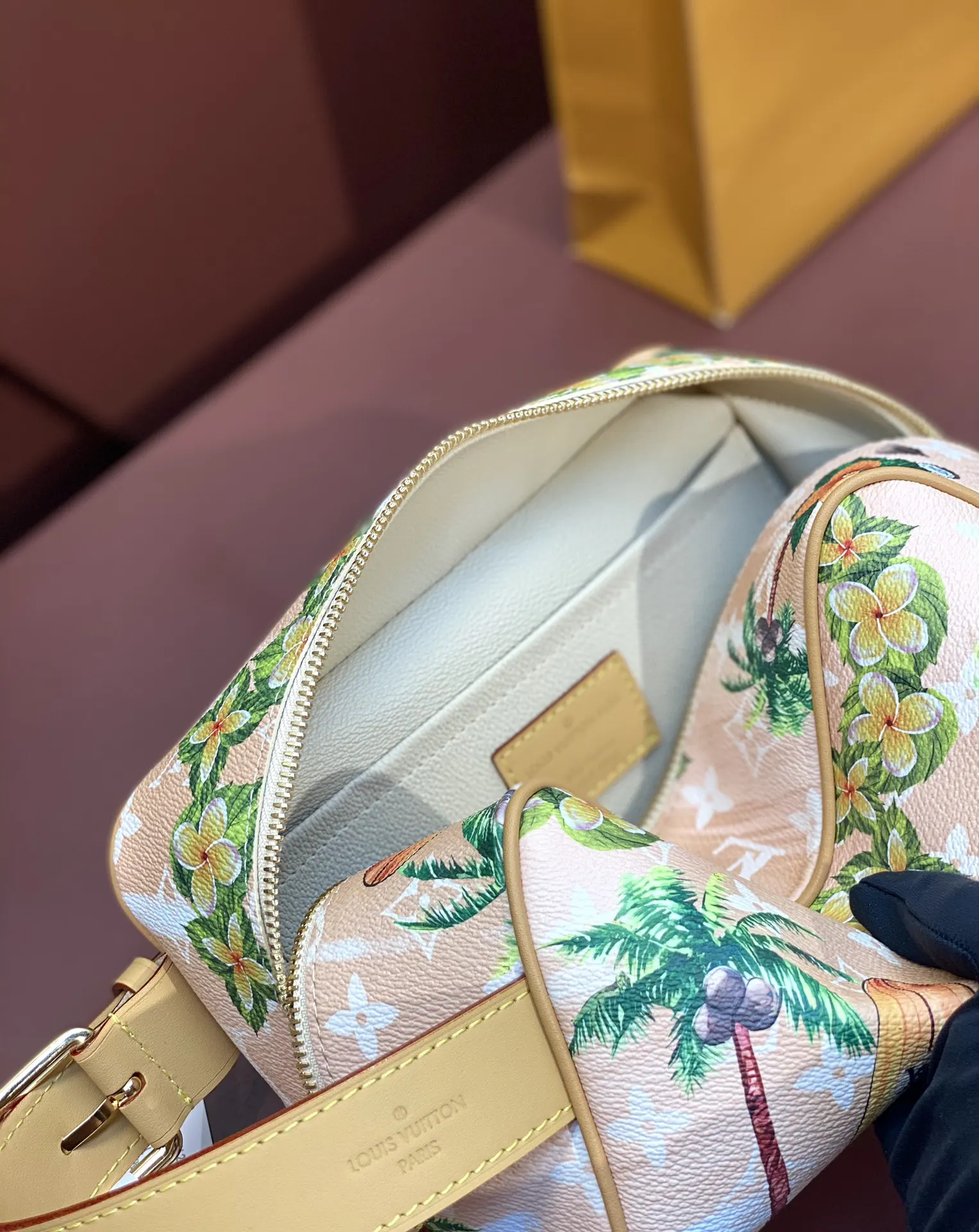 银色 卡其 帆布 收纳包 旅行收纳款