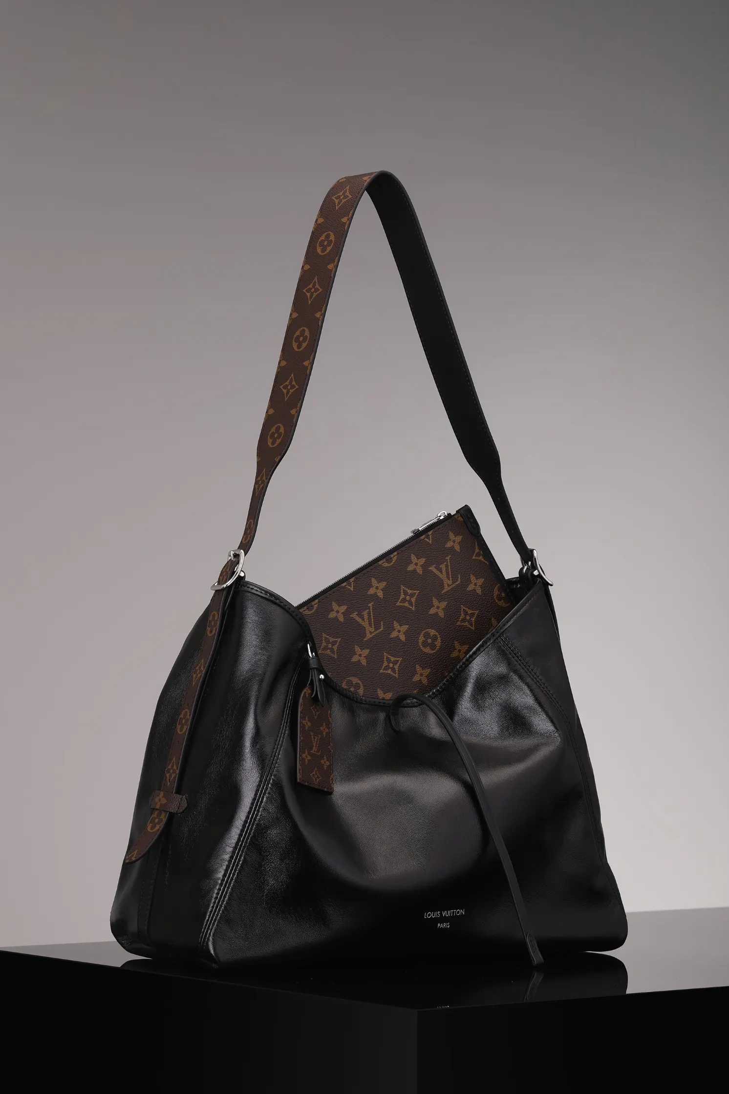CarryAll 羊皮 新升级 真正的渠道 我们确 水桶包 休閒水桶款