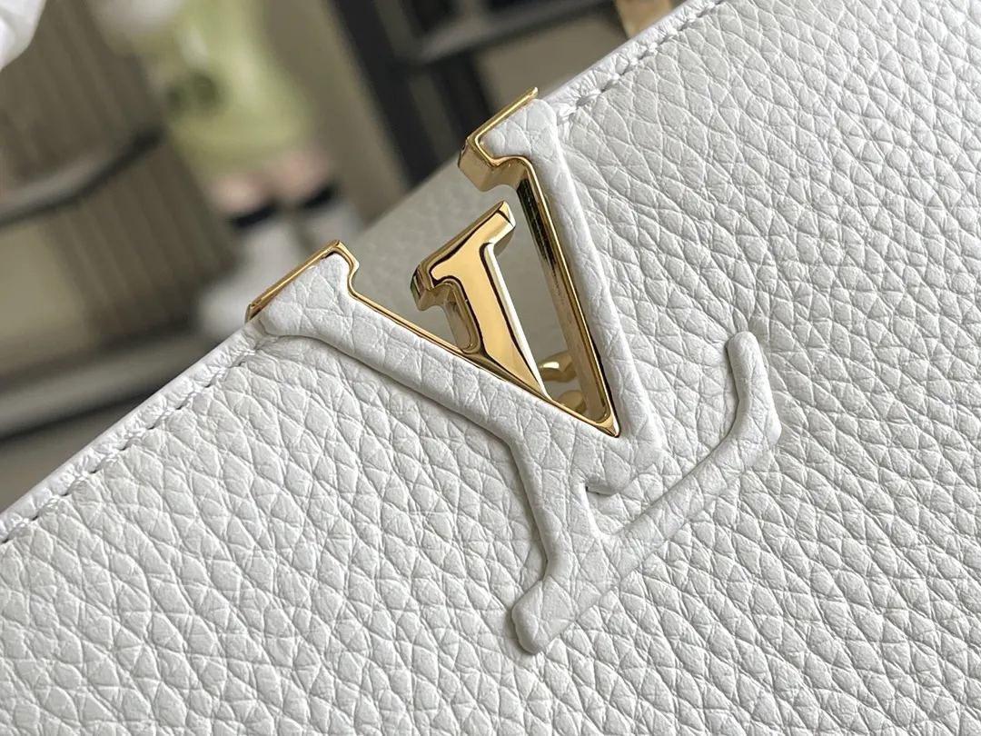 White Chain Bag