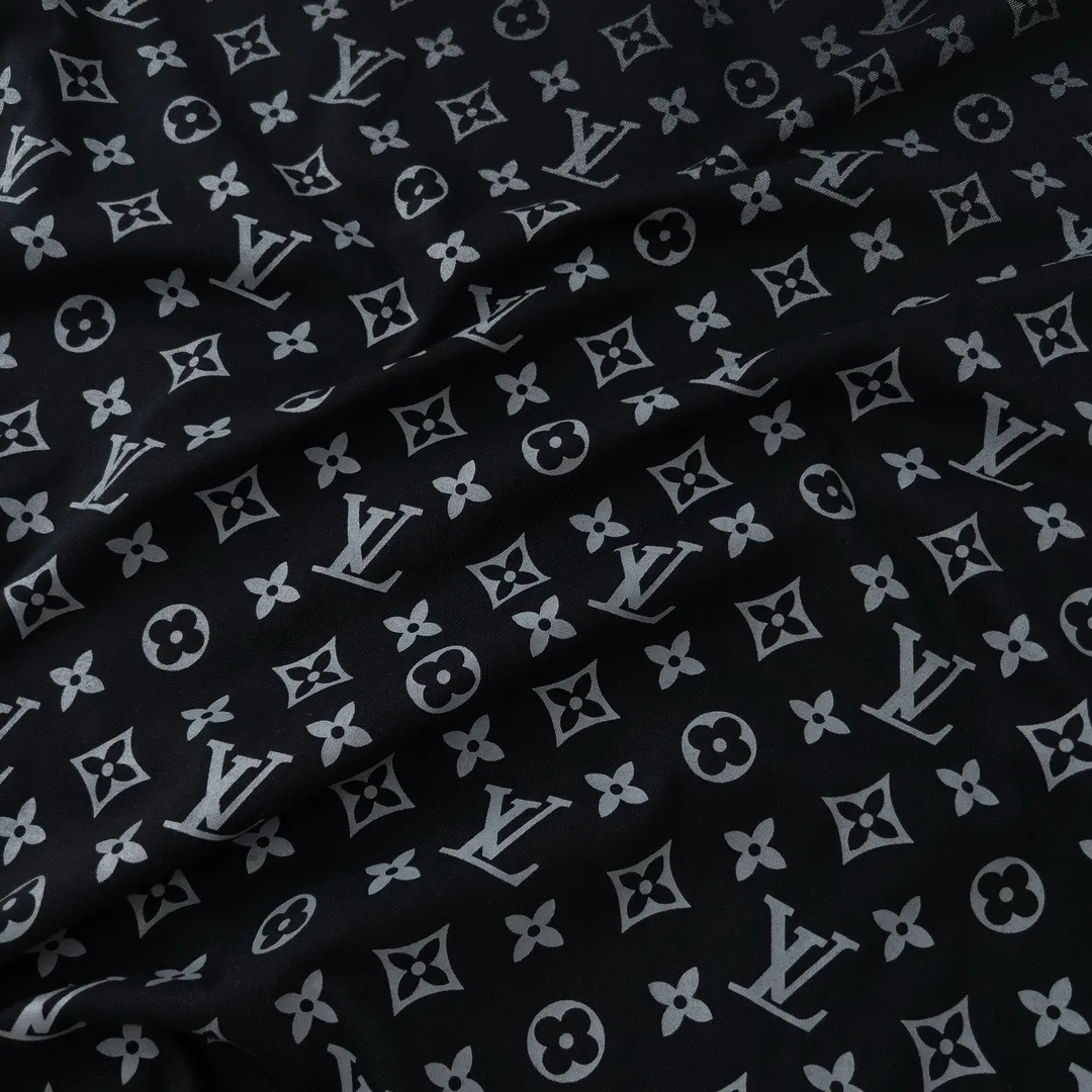 LV 黑色 老花 Logo 短袖T恤 休闲百搭款