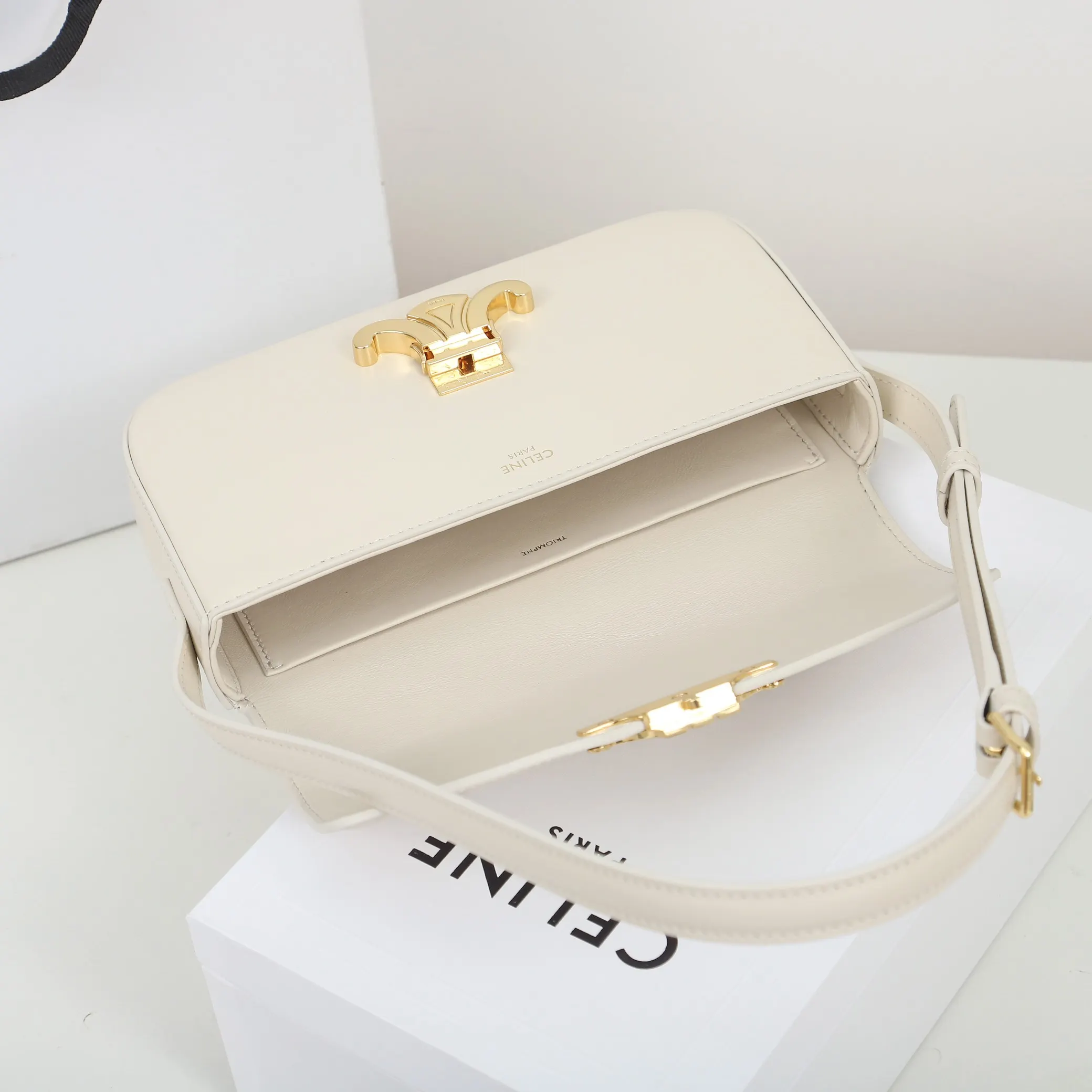 Celine 牛皮 批 意大利进口 开发 水桶包 休閒水桶款