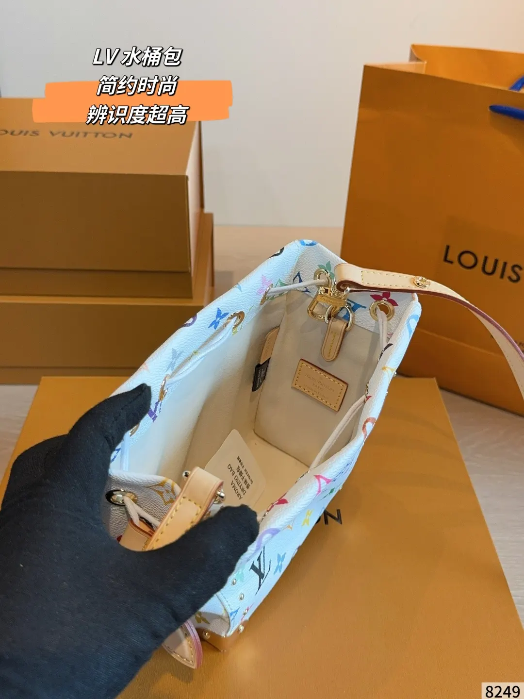 LV 帆布 小巧輕便 日常通勤或出街都很適合 收納包 旅行收納款