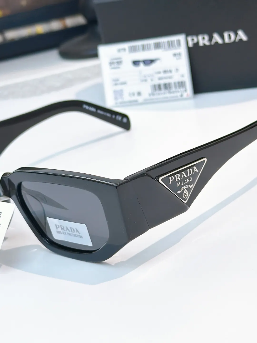 Prada SPR09Z 太阳眼镜 时尚遮阳 太阳镜