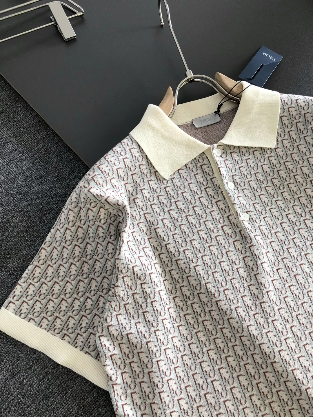 Dior Oblique 米白提花针织上衣 休闲短袖款