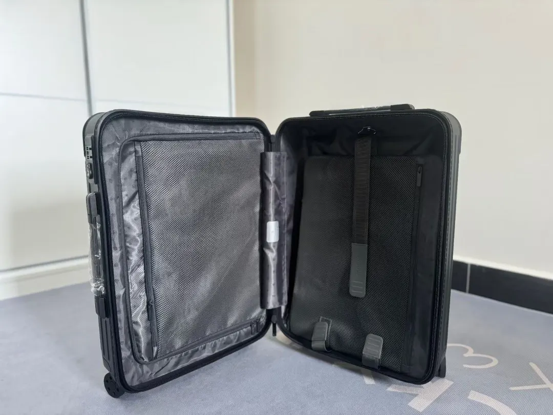 黑色 全新对 玫瑰 黑色Sleeve系列 尤其適合出 行李箱 旅行拉杆款 輕便出行款(數字9) 黑色 全新对 玫瑰 黑色Sleeve系列 尤其適合出 行李箱 旅行拉杆款 輕便出行款(數字9)