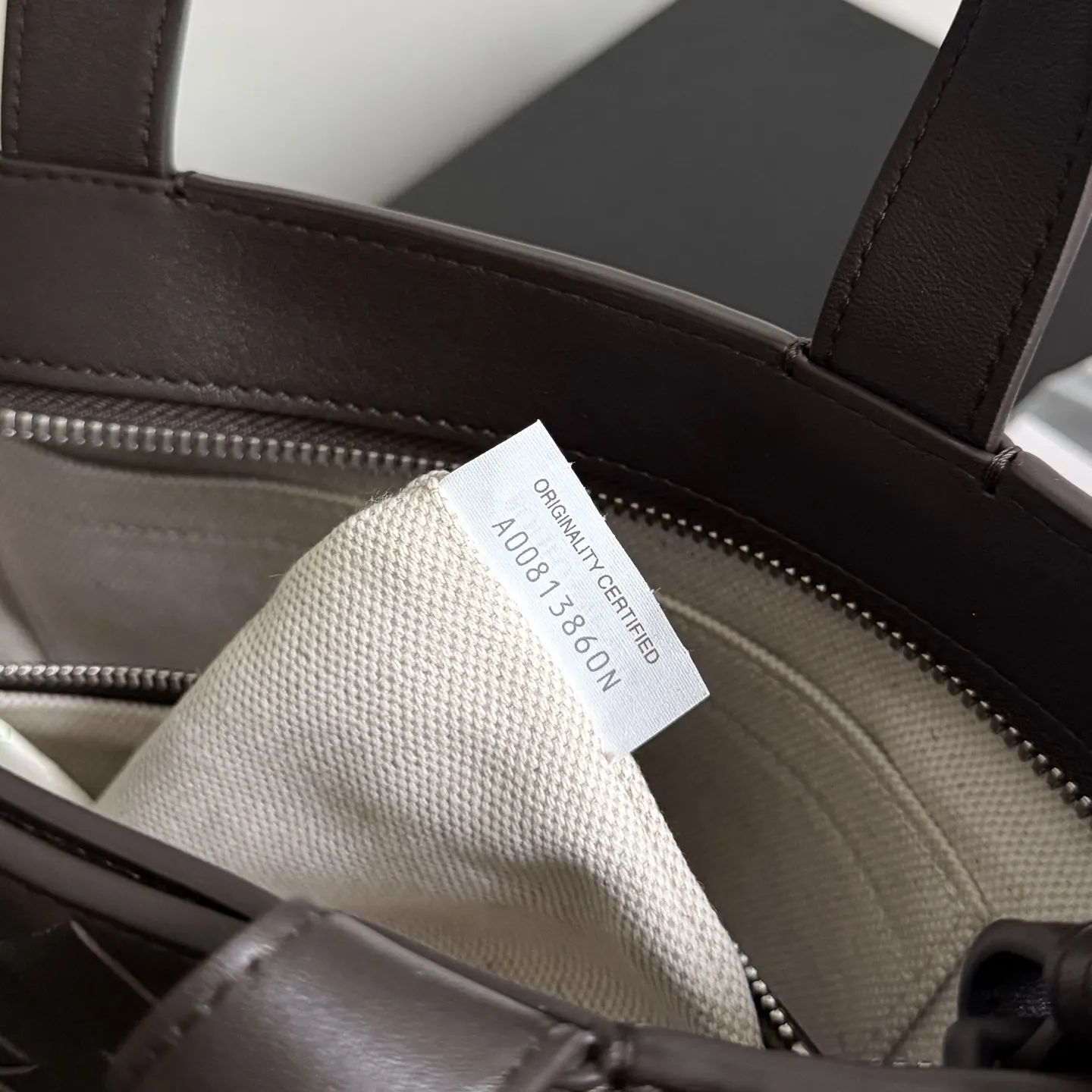 Bottega Veneta 牛皮 托特包 大容量托特款