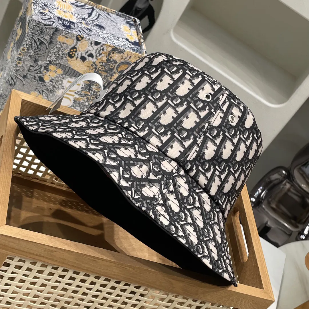 Dior Oblique 黑色帽子 精致配饰