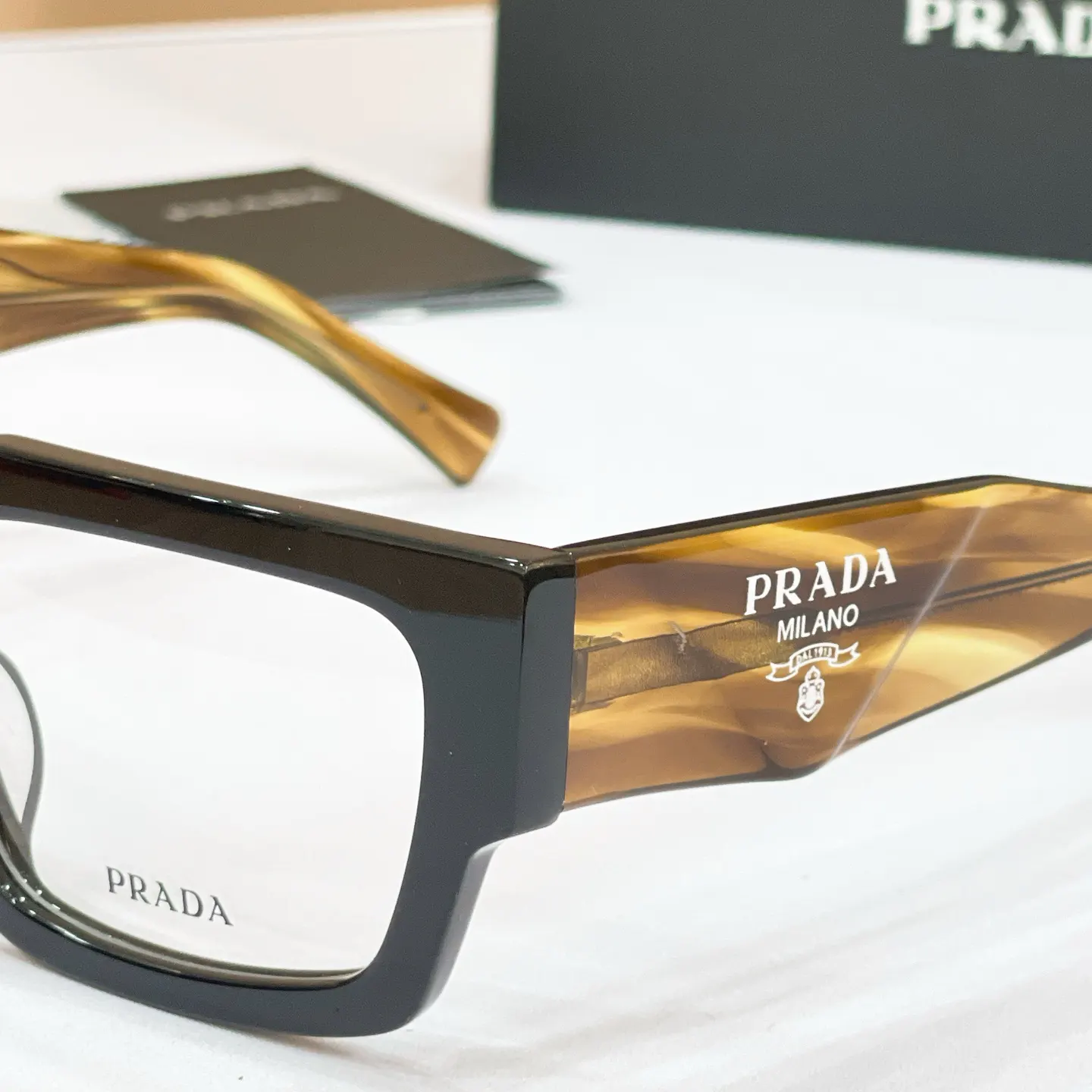 PRADA PR B17S 太阳眼镜 时尚遮阳款