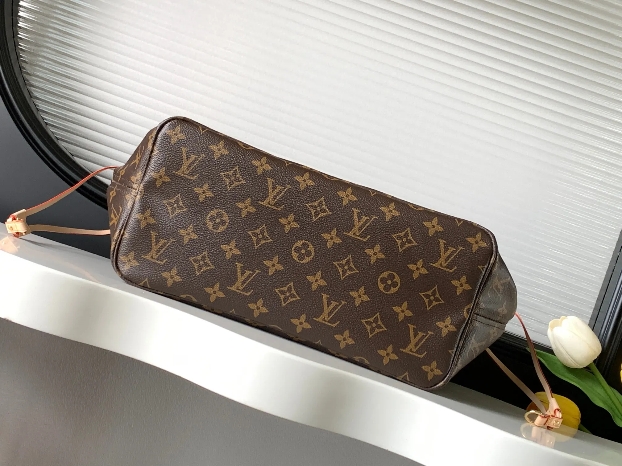 LV Neverfull 老花 金色 牛皮 手拿包 精致手拿款