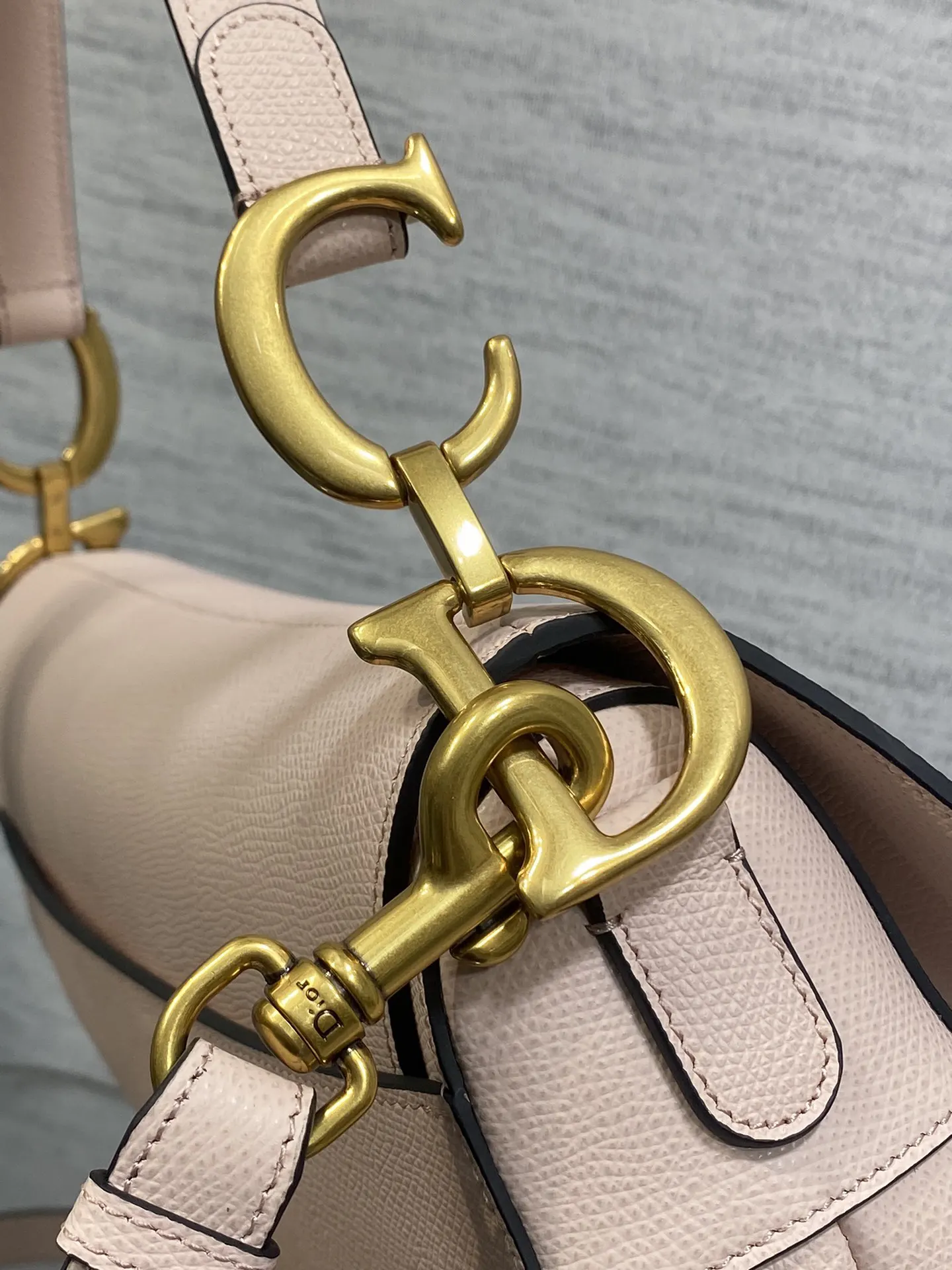 Dior Fashion Item Travel Classic