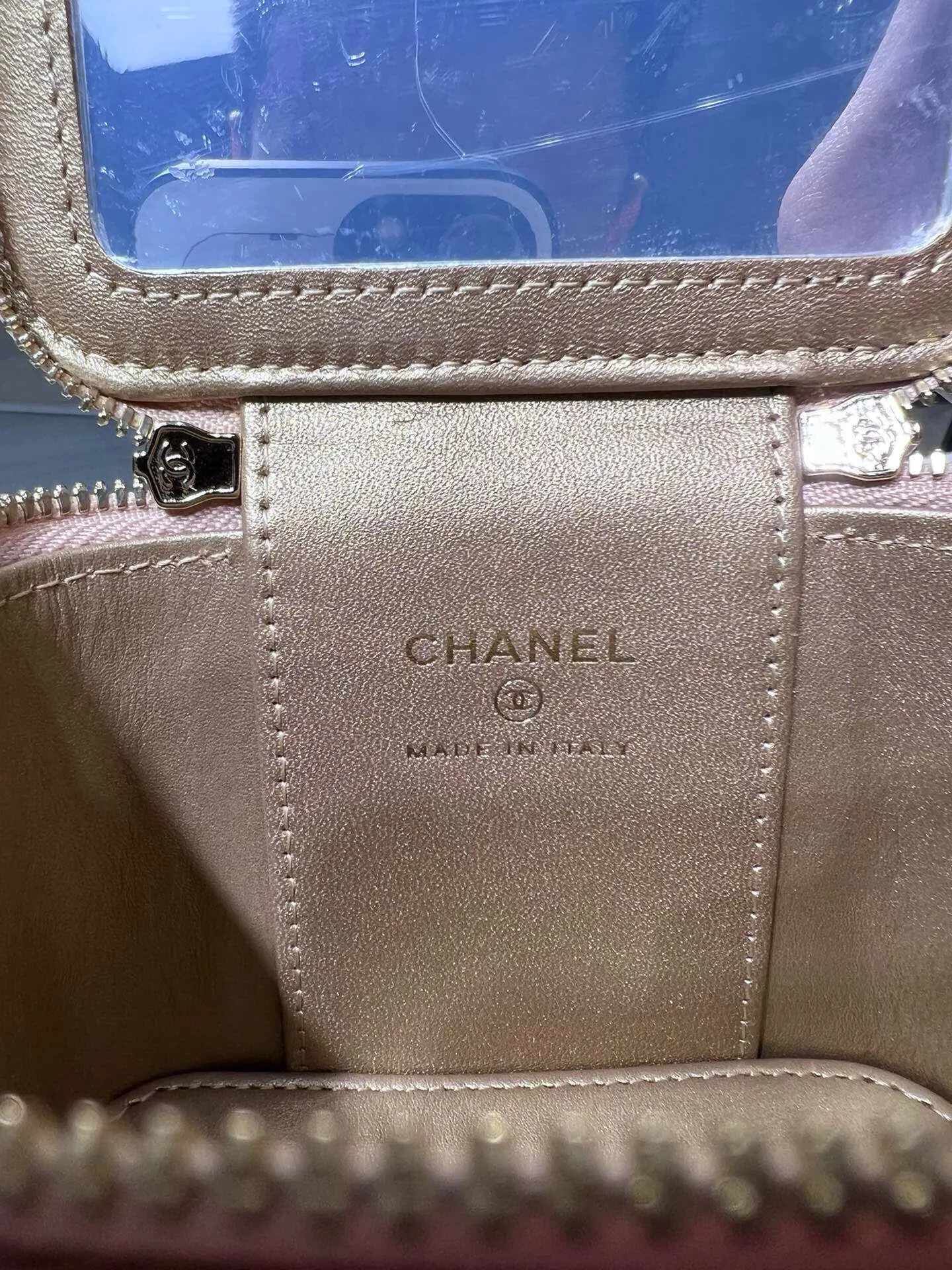 Chanel 羊皮鏈條包 單肩斜挎(數字8) Chanel 羊皮鏈條包 單肩斜挎(數字8)