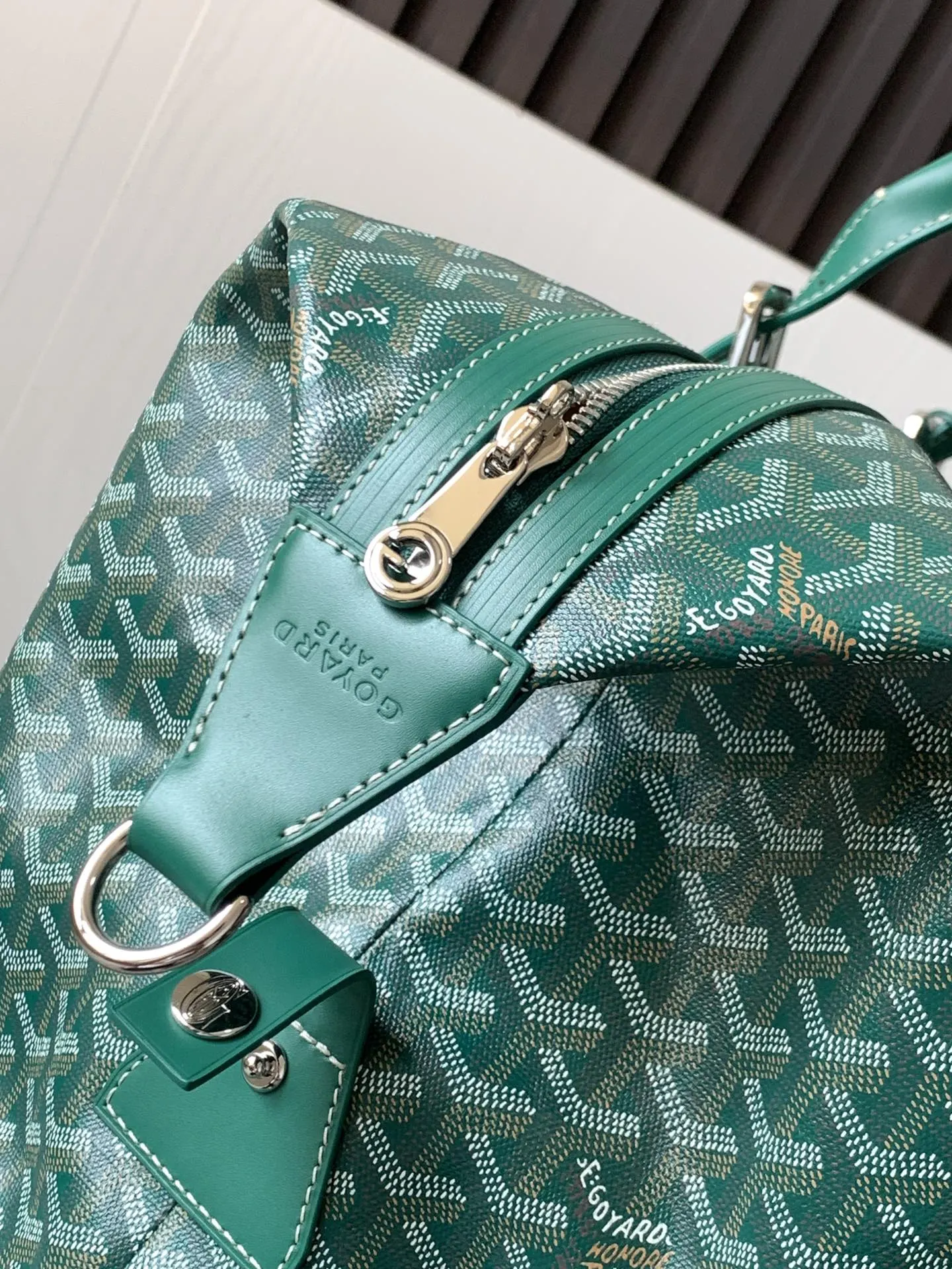 Goyard 綠色 它的提手可调节长度 可确保手提时的舒適度 并且开口两 旅行袋 大容量旅行款