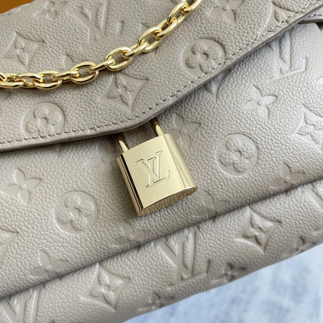 Audemars Piguet 黑色 杏色 牛皮 链条包 精致链条款