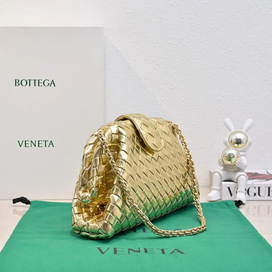 Bottega Veneta 羊皮 链条包 精致链条款