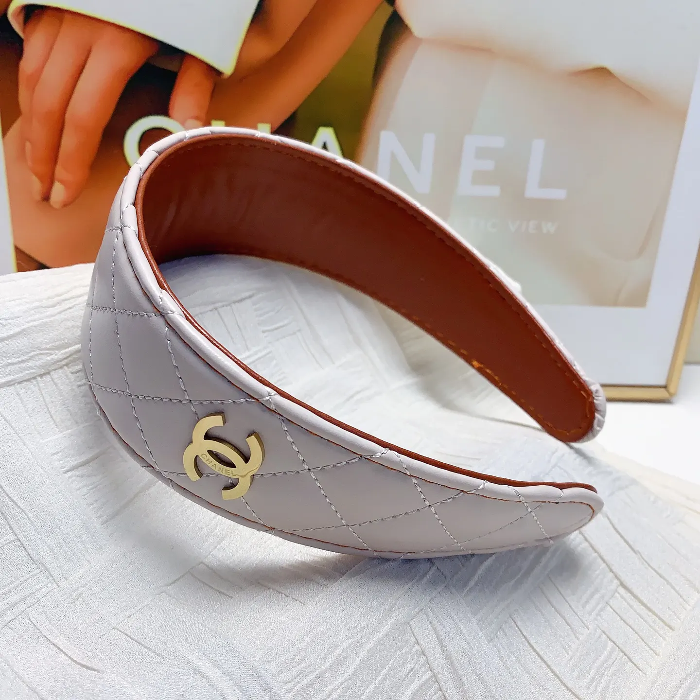 Chanel 皮革 发饰