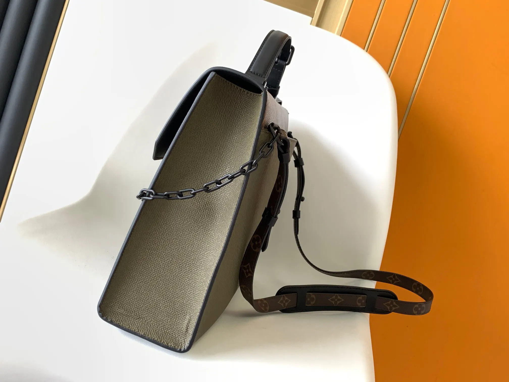 Green Briefcase Business Commuter