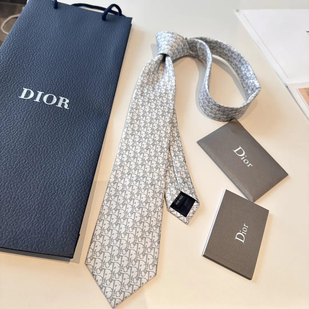 Dior Oblique 领带