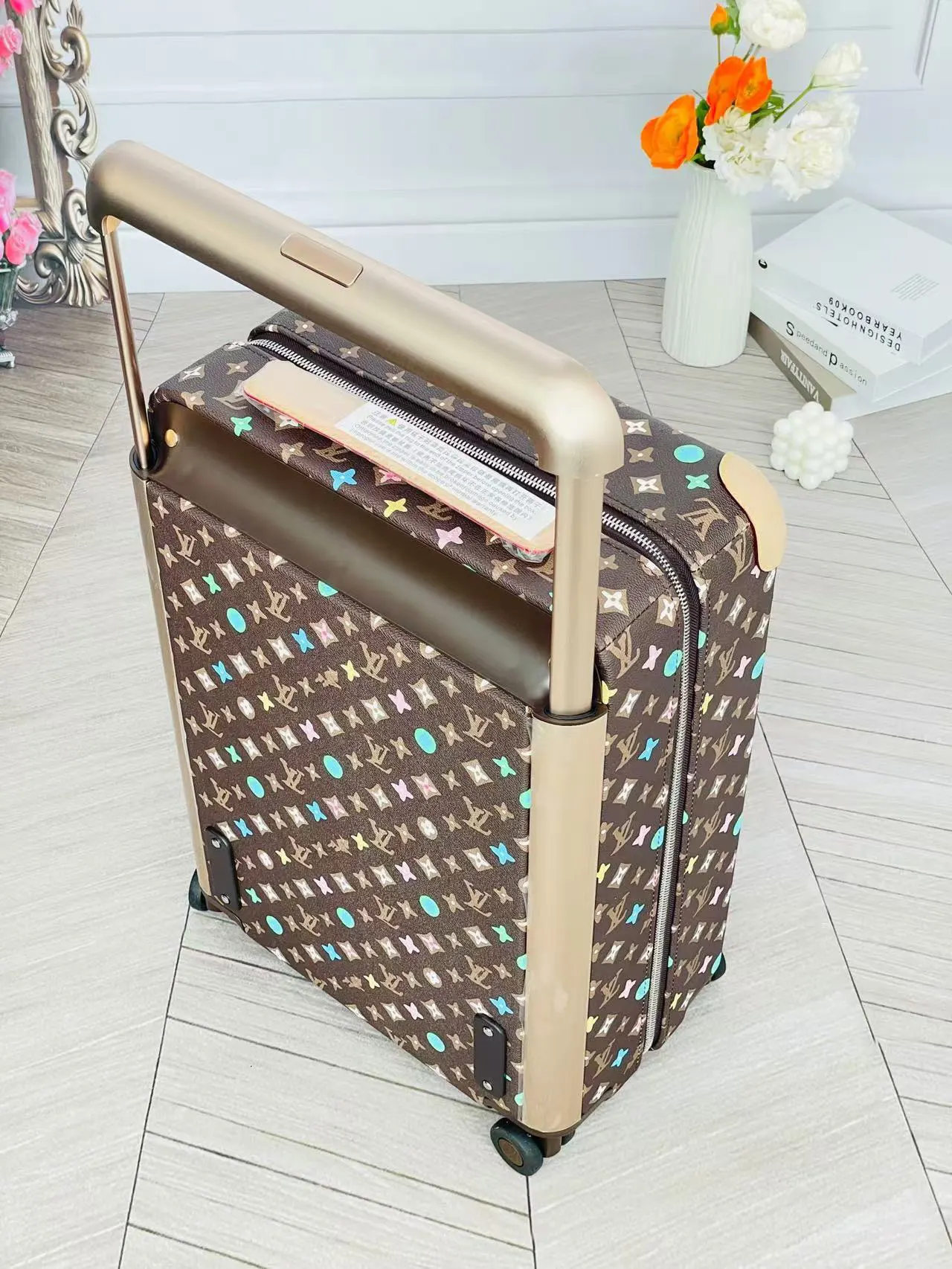 LV 老花 帆布 从来都是想如何拥有 而不是压制自己的喜欢 行李箱 旅行拉杆款 轻便出行款