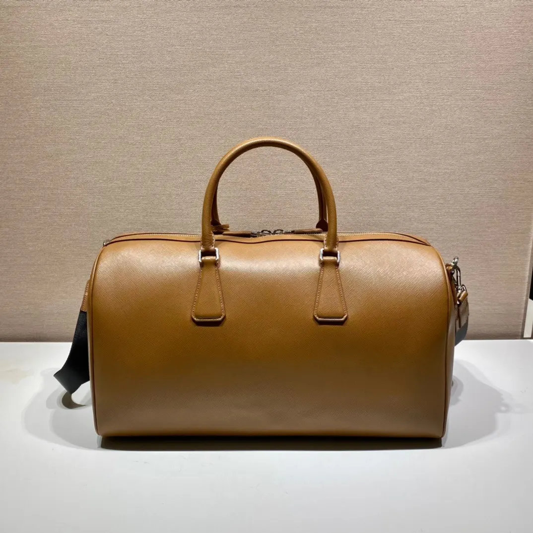 Black Fashion Item Travel