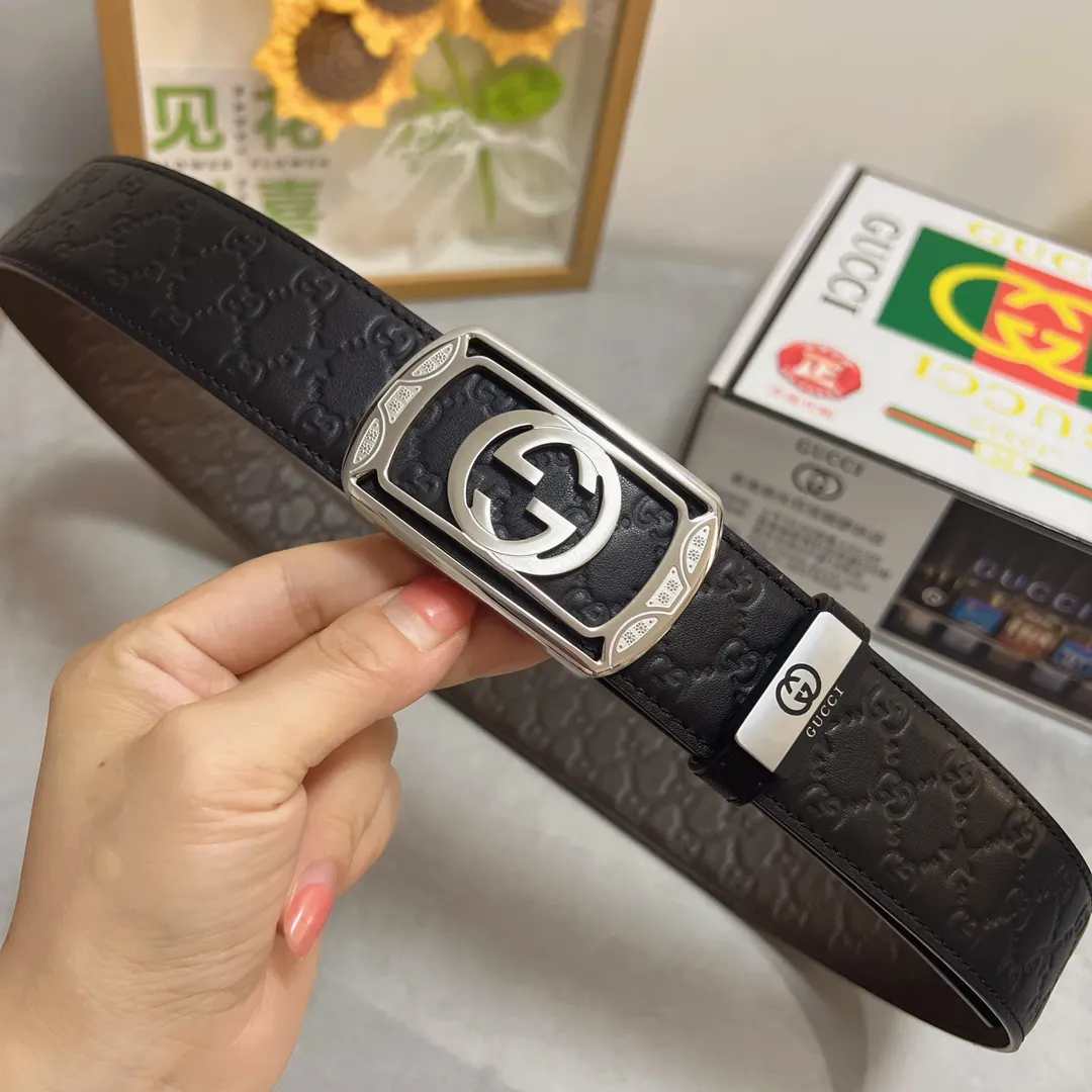 Gucci Double G 雙G扣牛皮腰帶