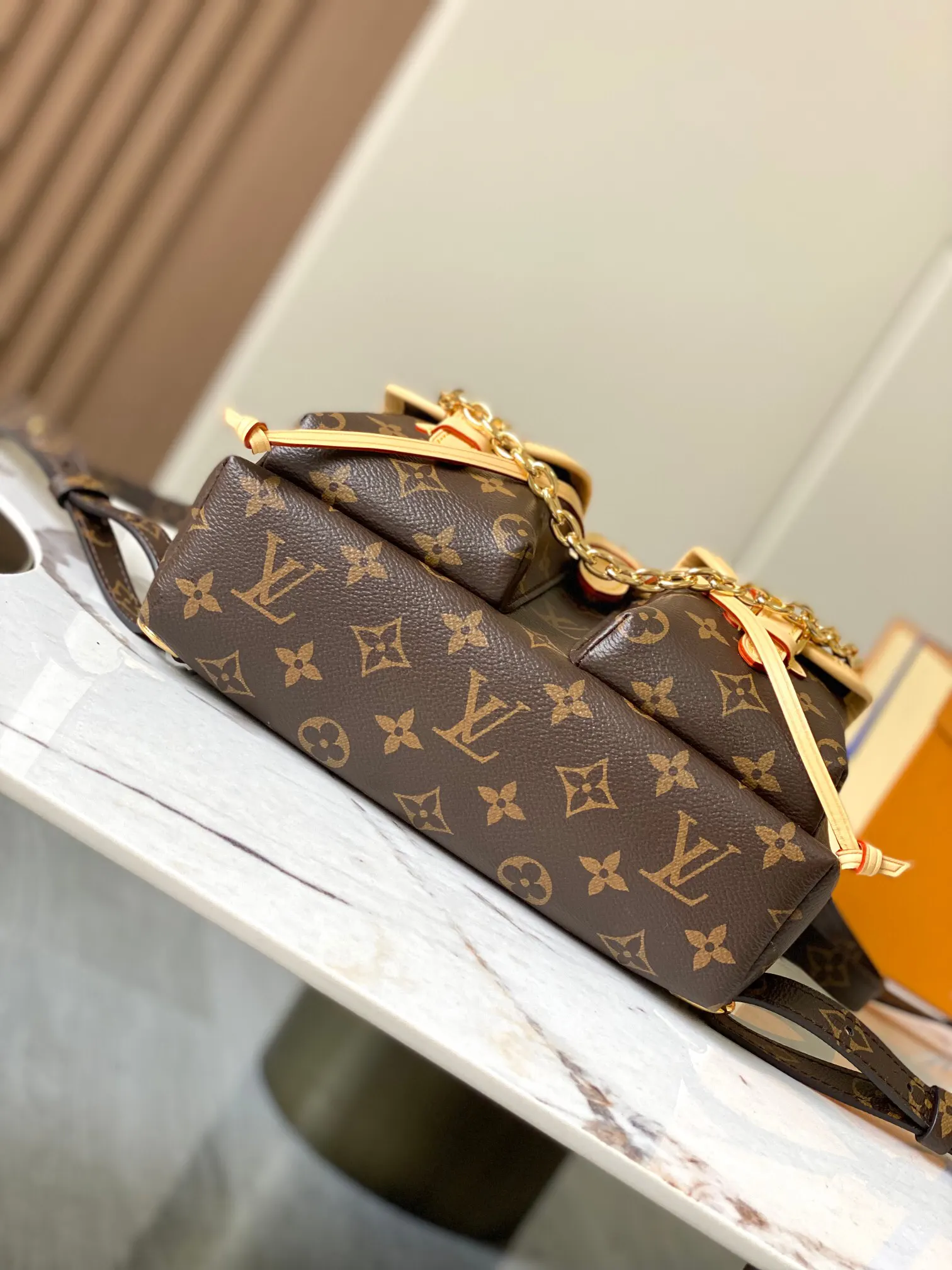 雙肩包 实用雙肩款