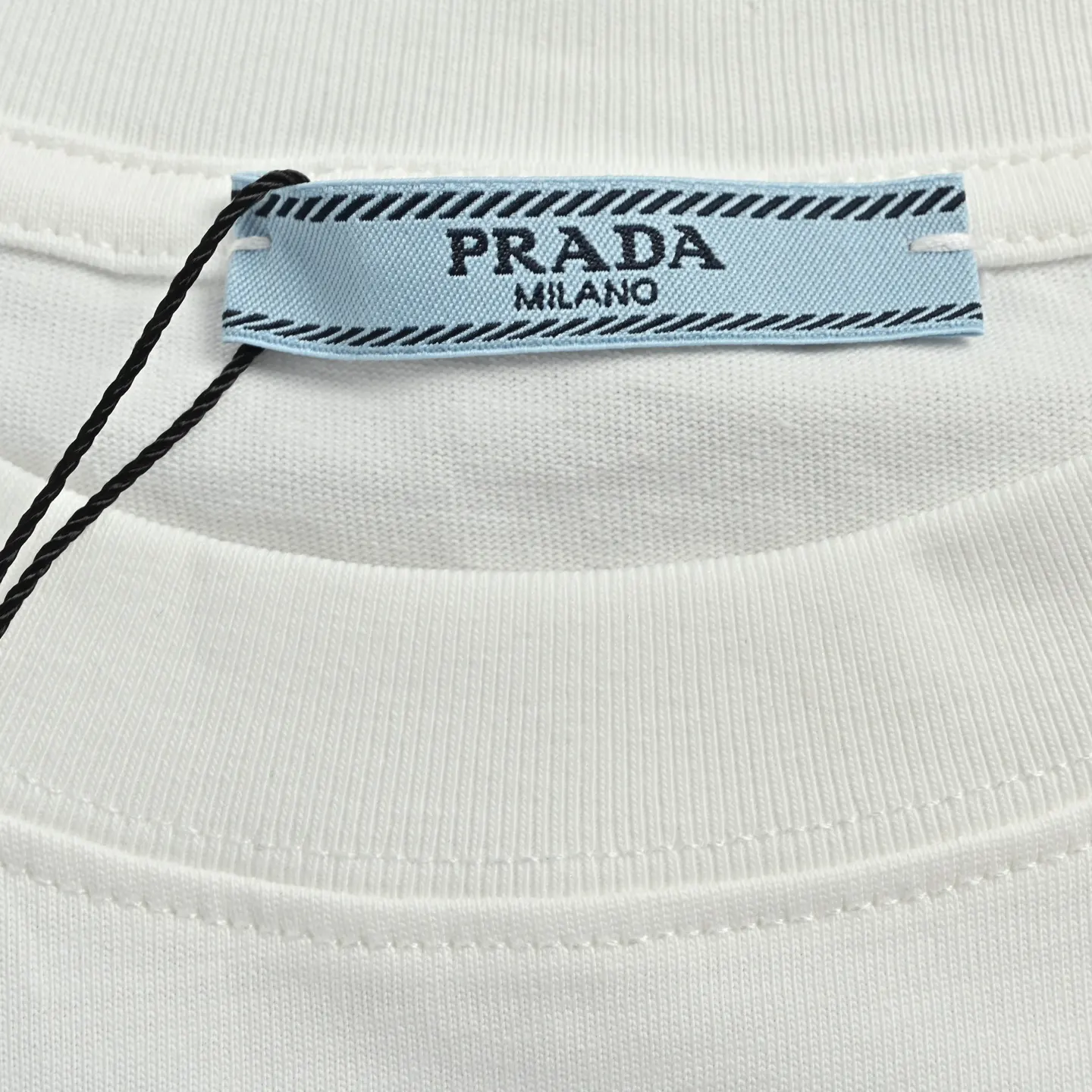 PRADA 三角标 字母 短袖T恤 休闲百搭款