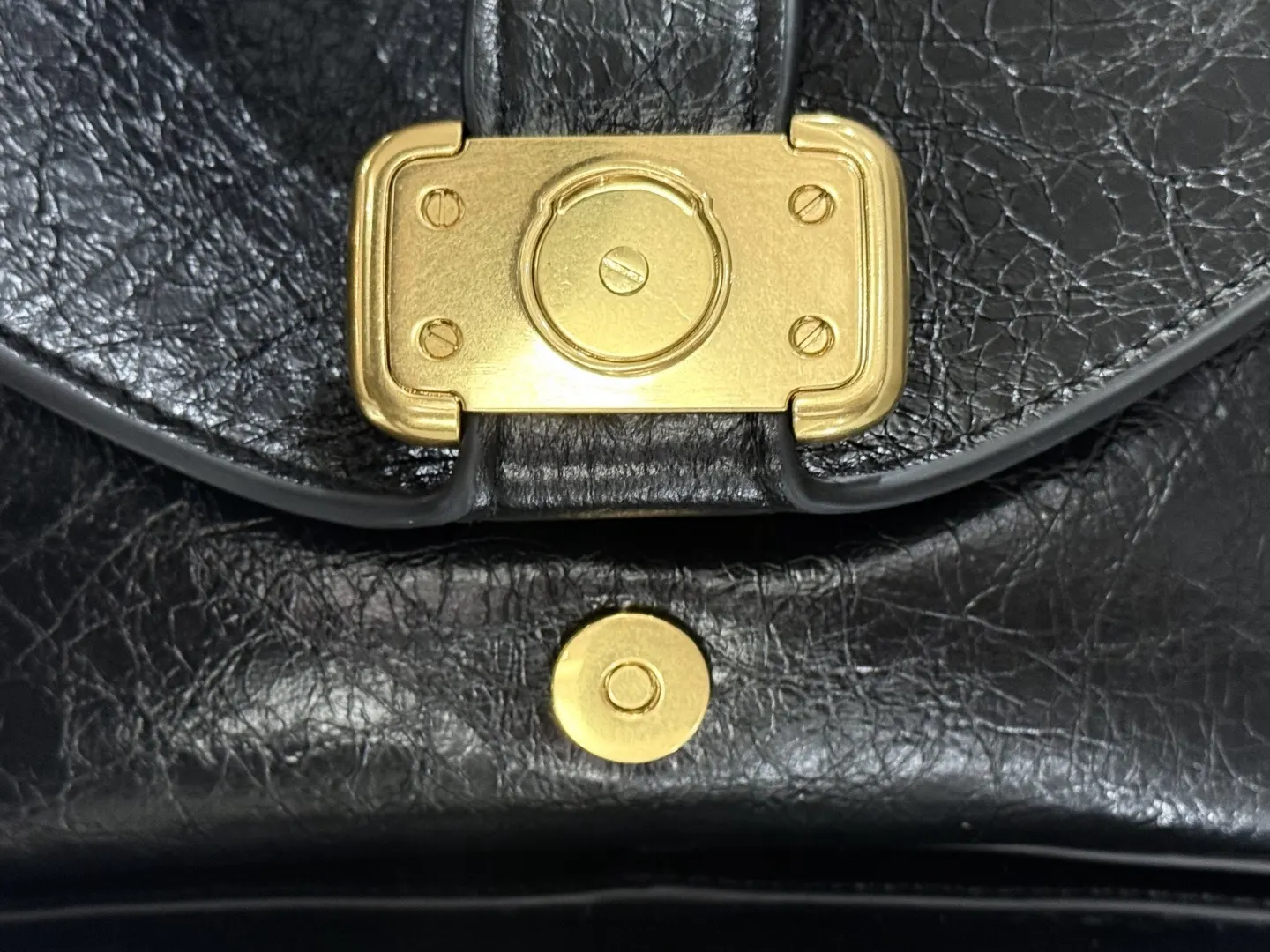 Balenciaga Clicca Style