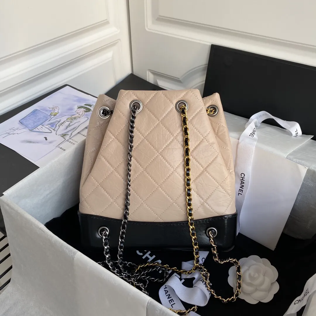 CHANEL 厂价 双肩包 实用双肩款