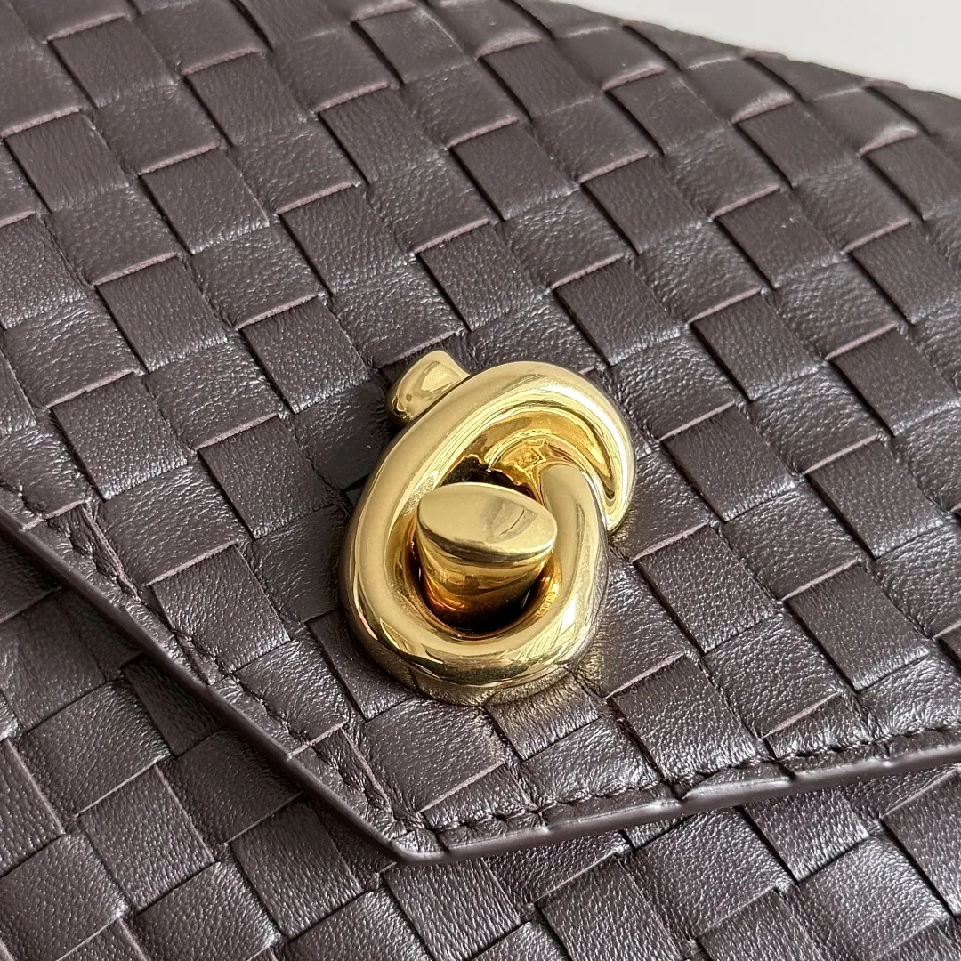 Bottega Veneta 皮革 托特包 大容量托特款