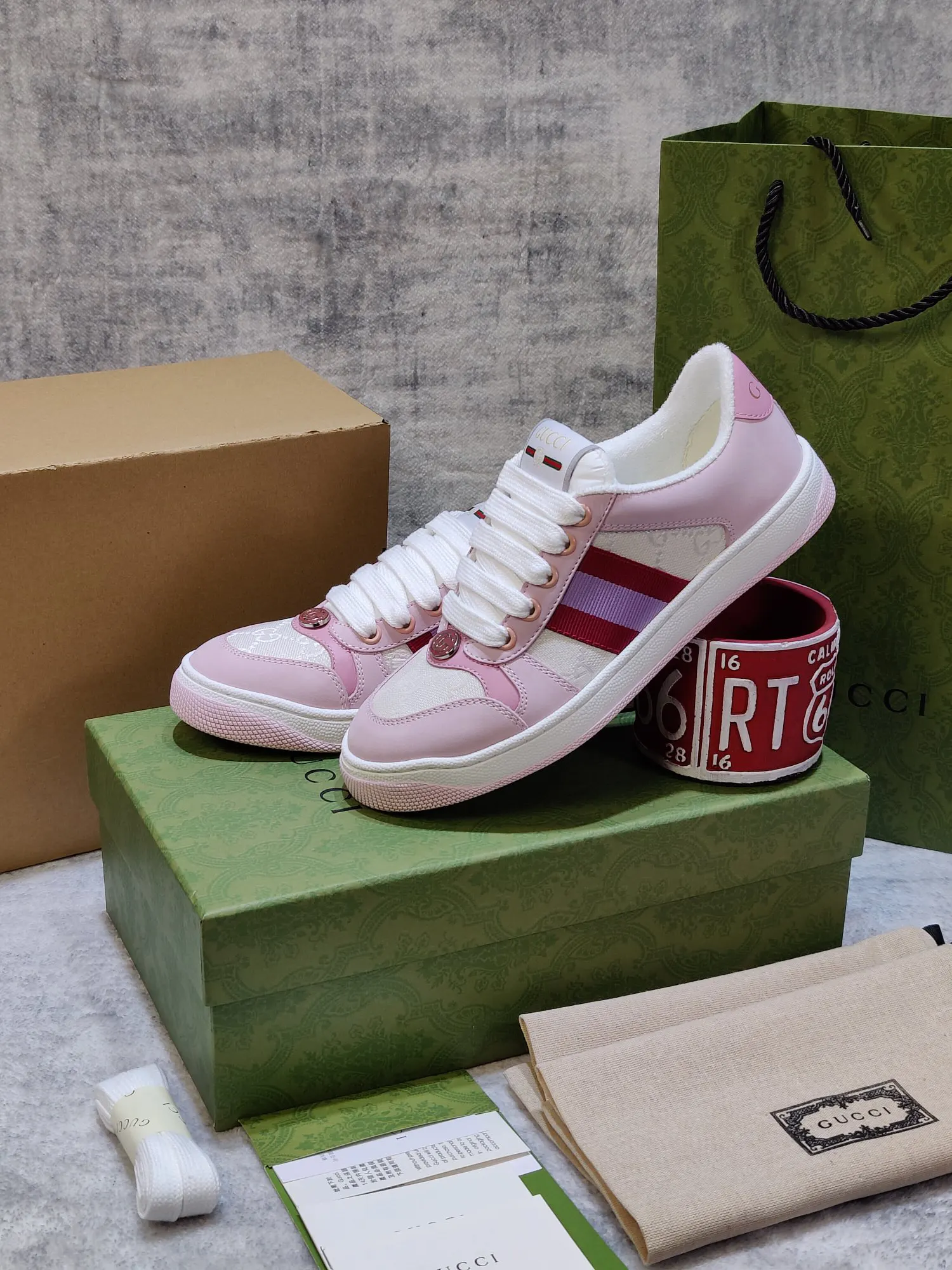Gucci Logo休閒運動鞋