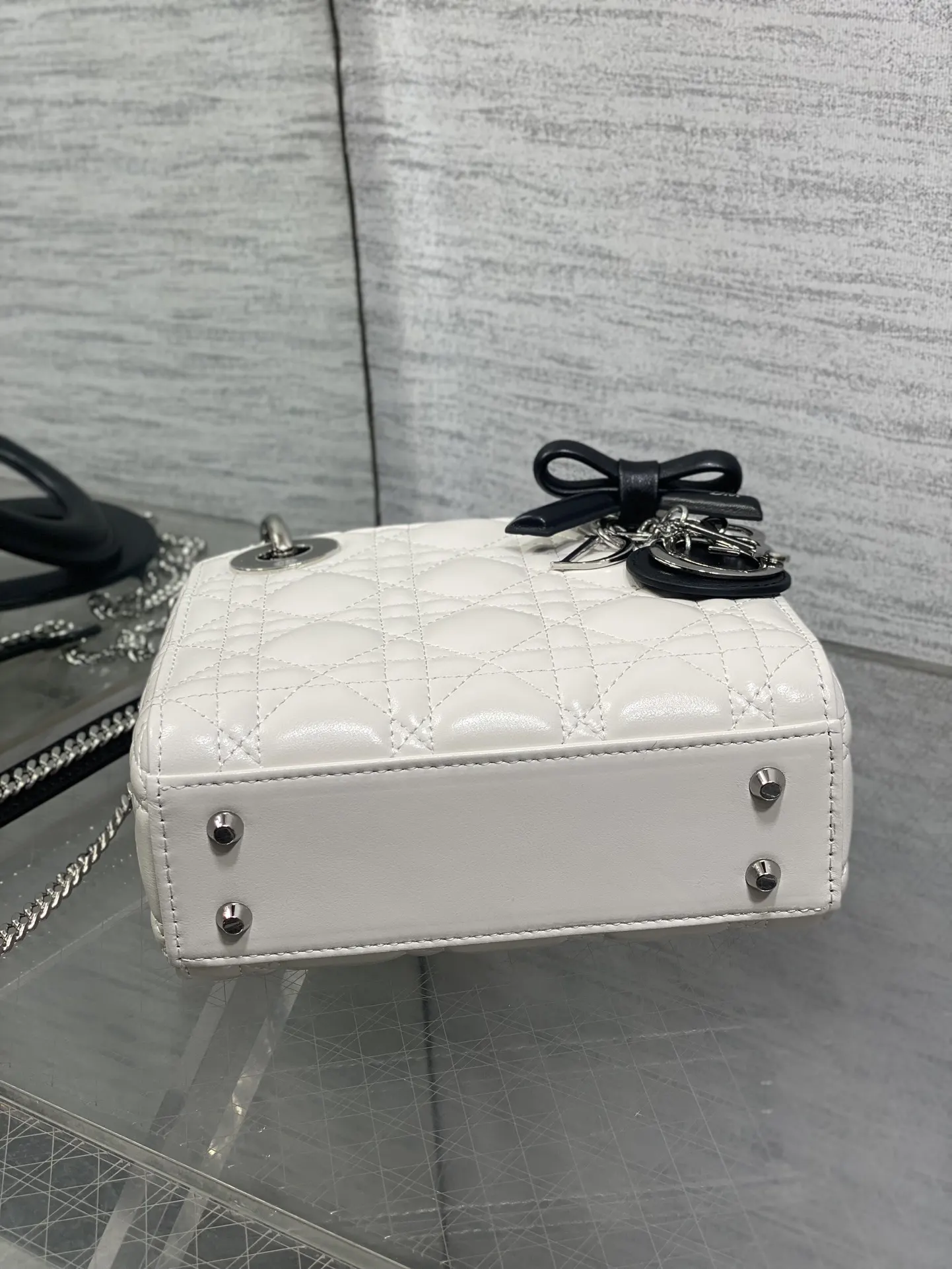 Dior Lady Dior Black/White Bow Handbag Image 8 Dior Lady Dior Black/White Bow Handbag Image 8