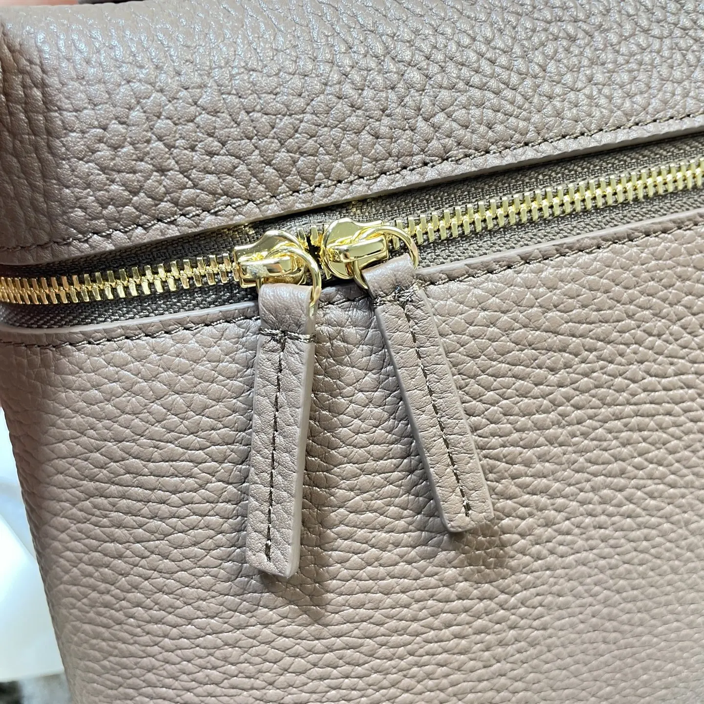 Cosmetic Pouch Premium Leather