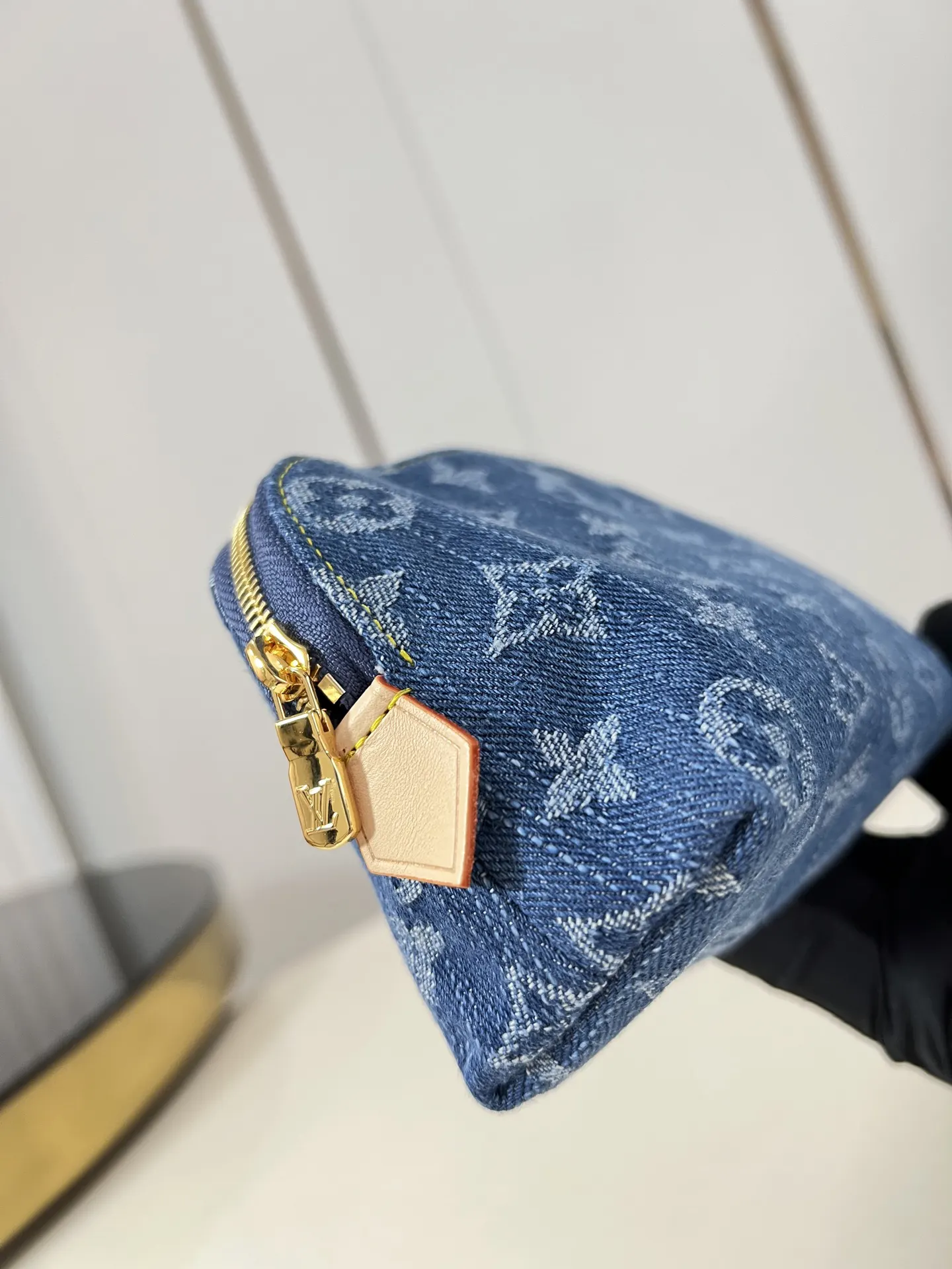 LV 丹宁 Mo化妆包 便携收纳款