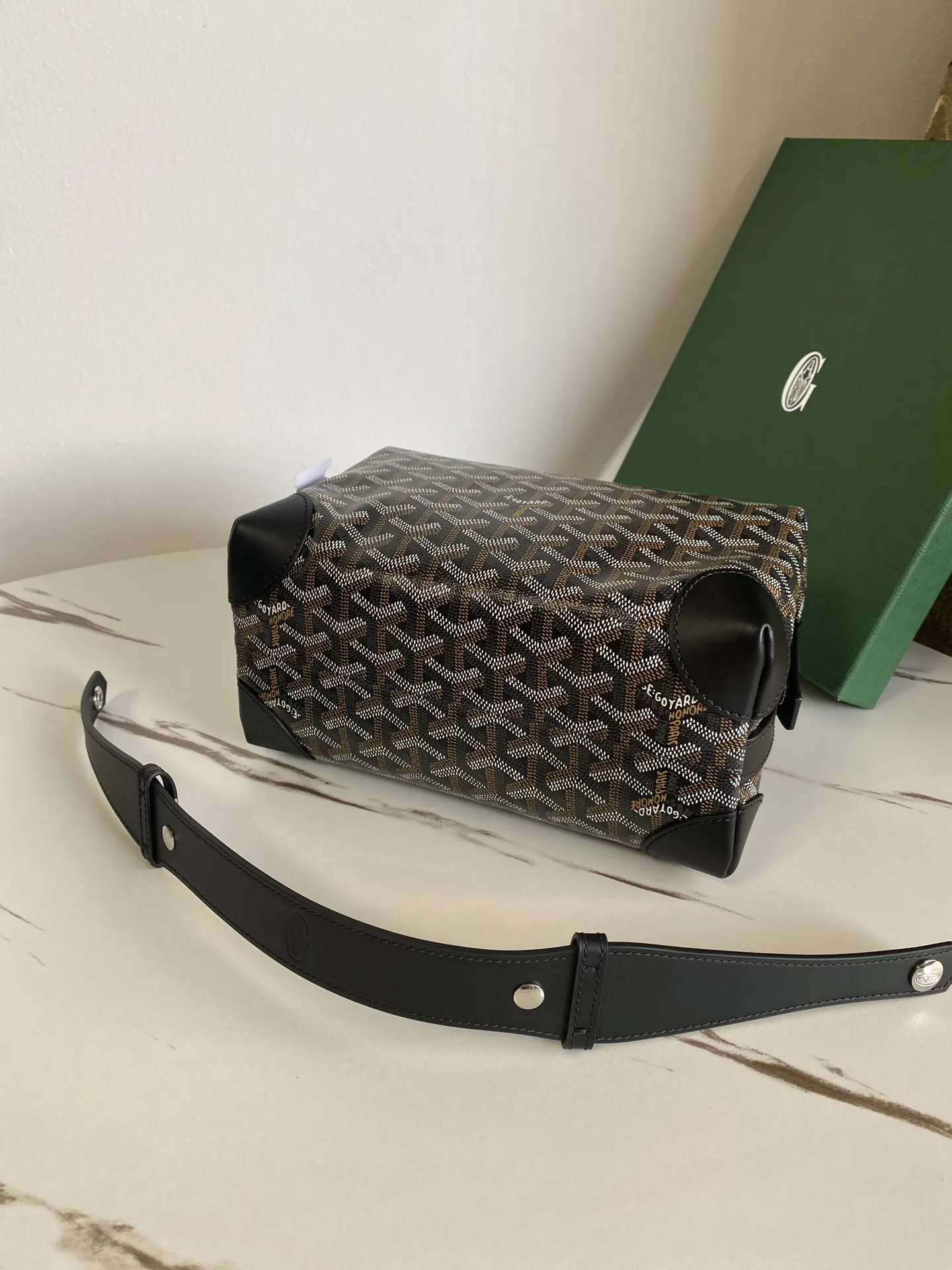 Cosmetic Pouch Leather