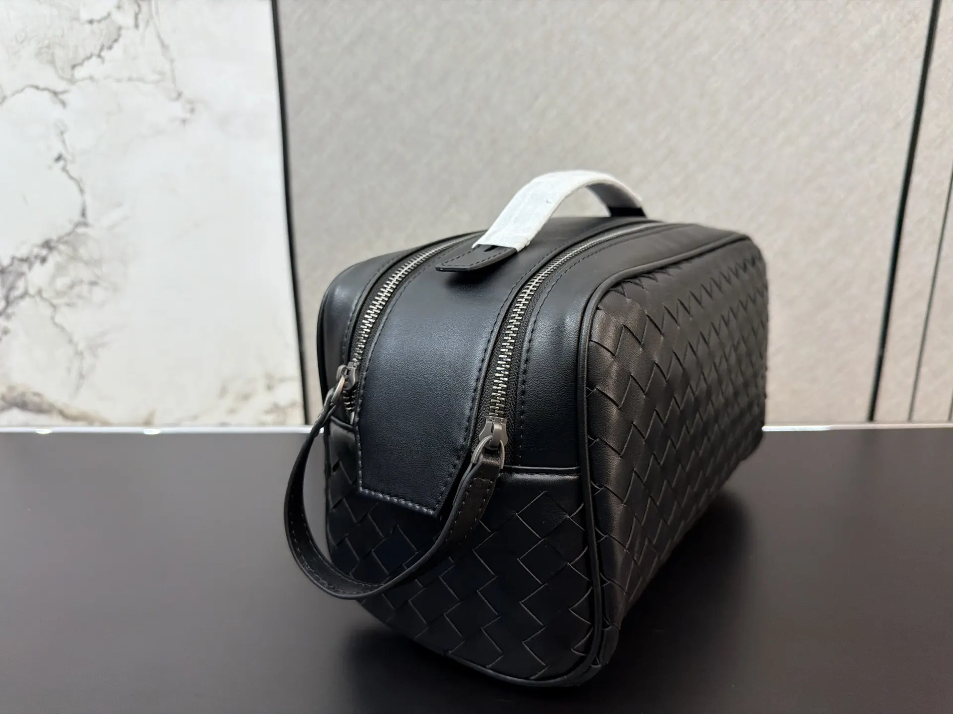Bottega Veneta 牛皮 手拿包 精致手拿款