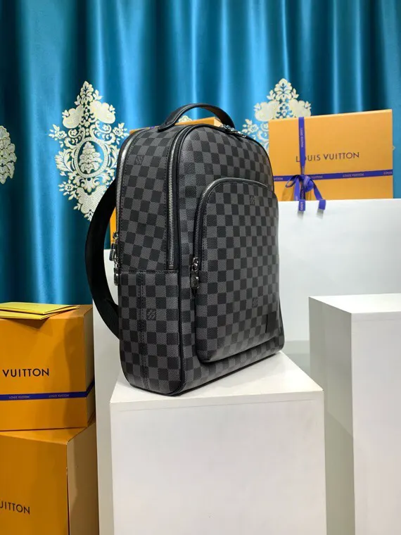 帆布 Avenue 雙肩包取材 Damier 实用雙肩款