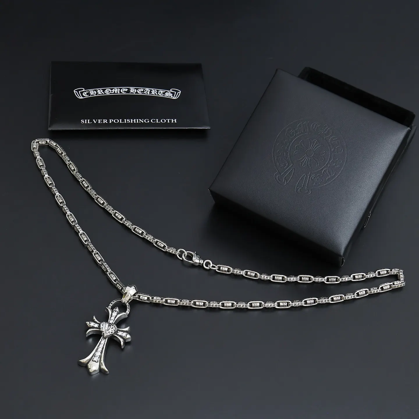 Chrome Hearts 項鍊 精致锁骨链款