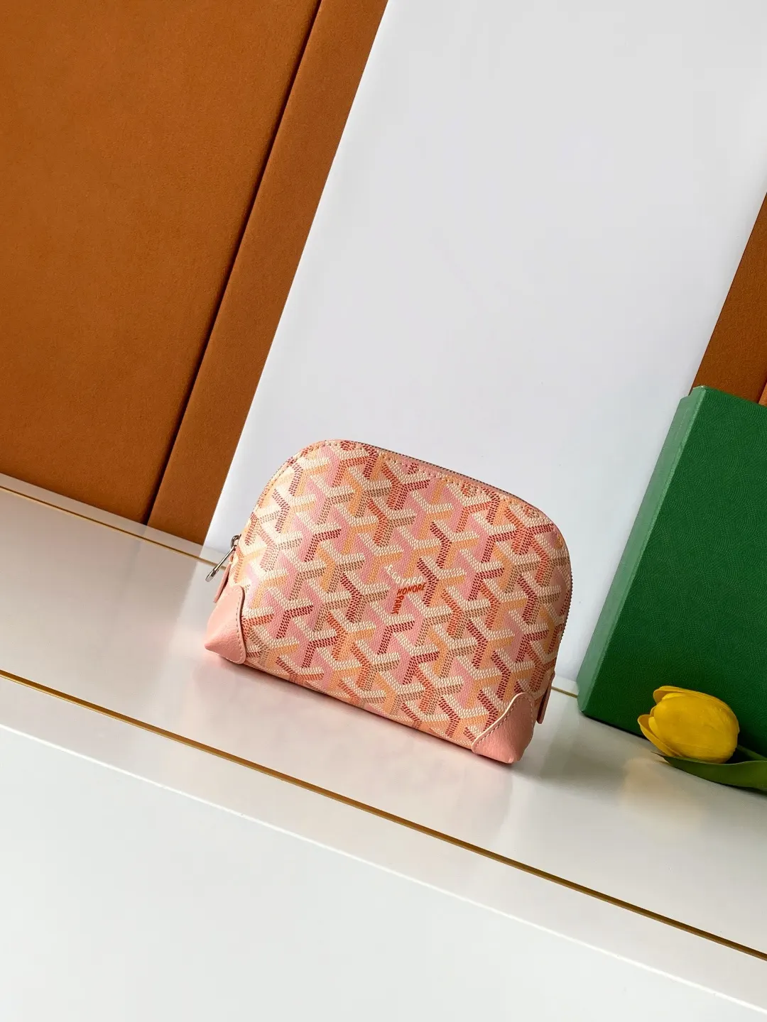 Goyard VENDOME 化妆包内衬防水棉质里料 堪称理想的化 行李箱 旅行拉杆款 轻便出行款